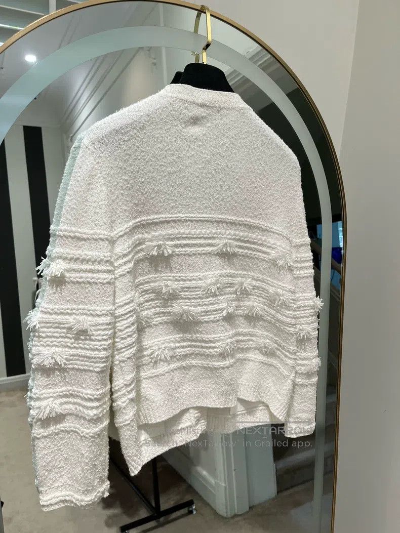 Chanel Chanel White three-dimensional flower cardigan coat Size S / US 4 / IT 40 - 2 Thumbnail