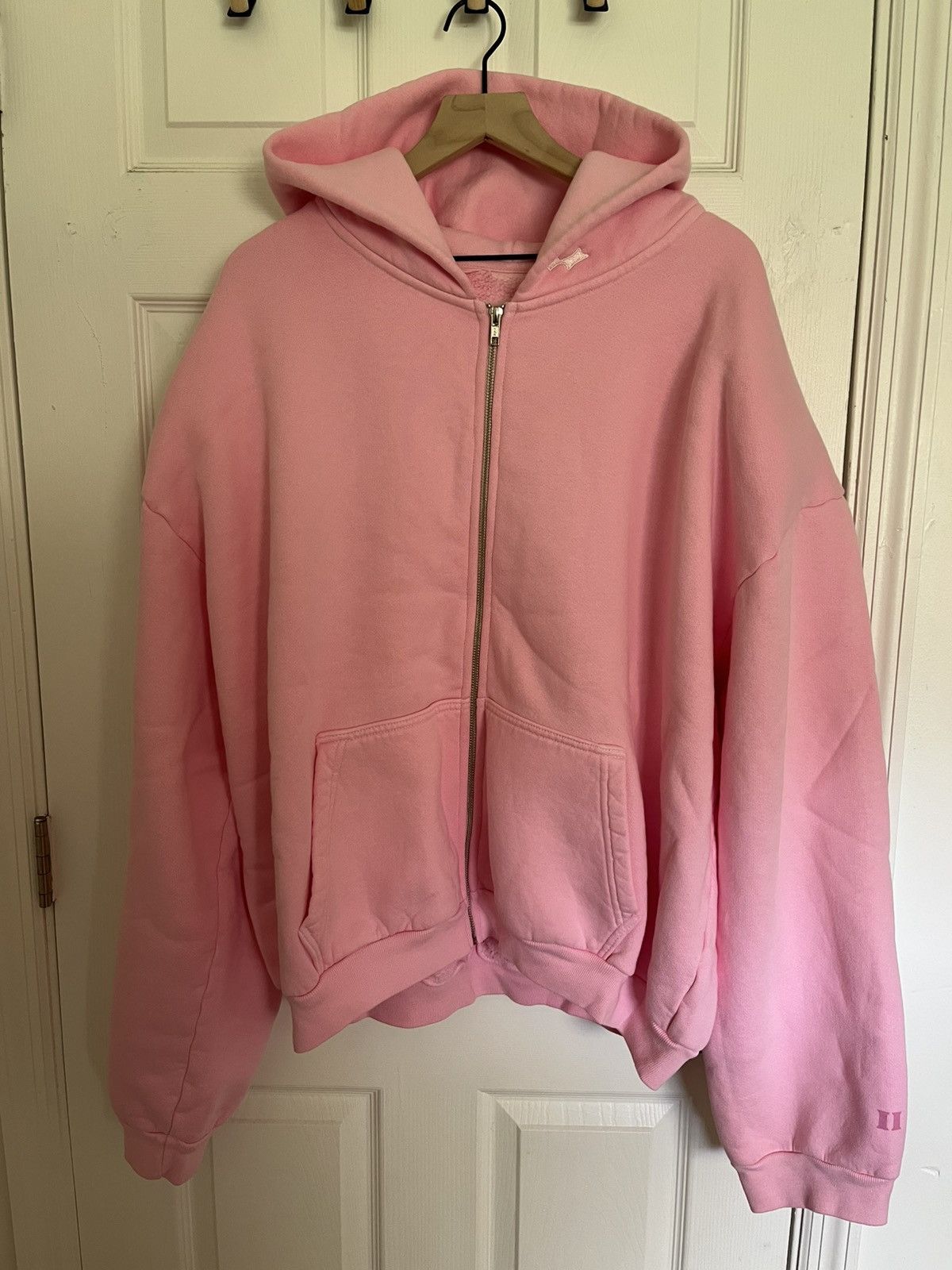 skylrk cloudy pink zip hoodie