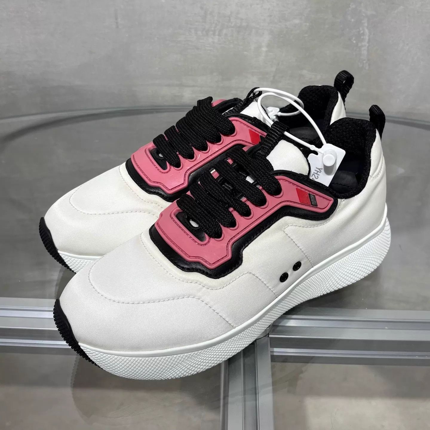 Prada Prada casual white sneakers 36.5 new with box Size US 6 / IT 36 - 2 Thumbnail