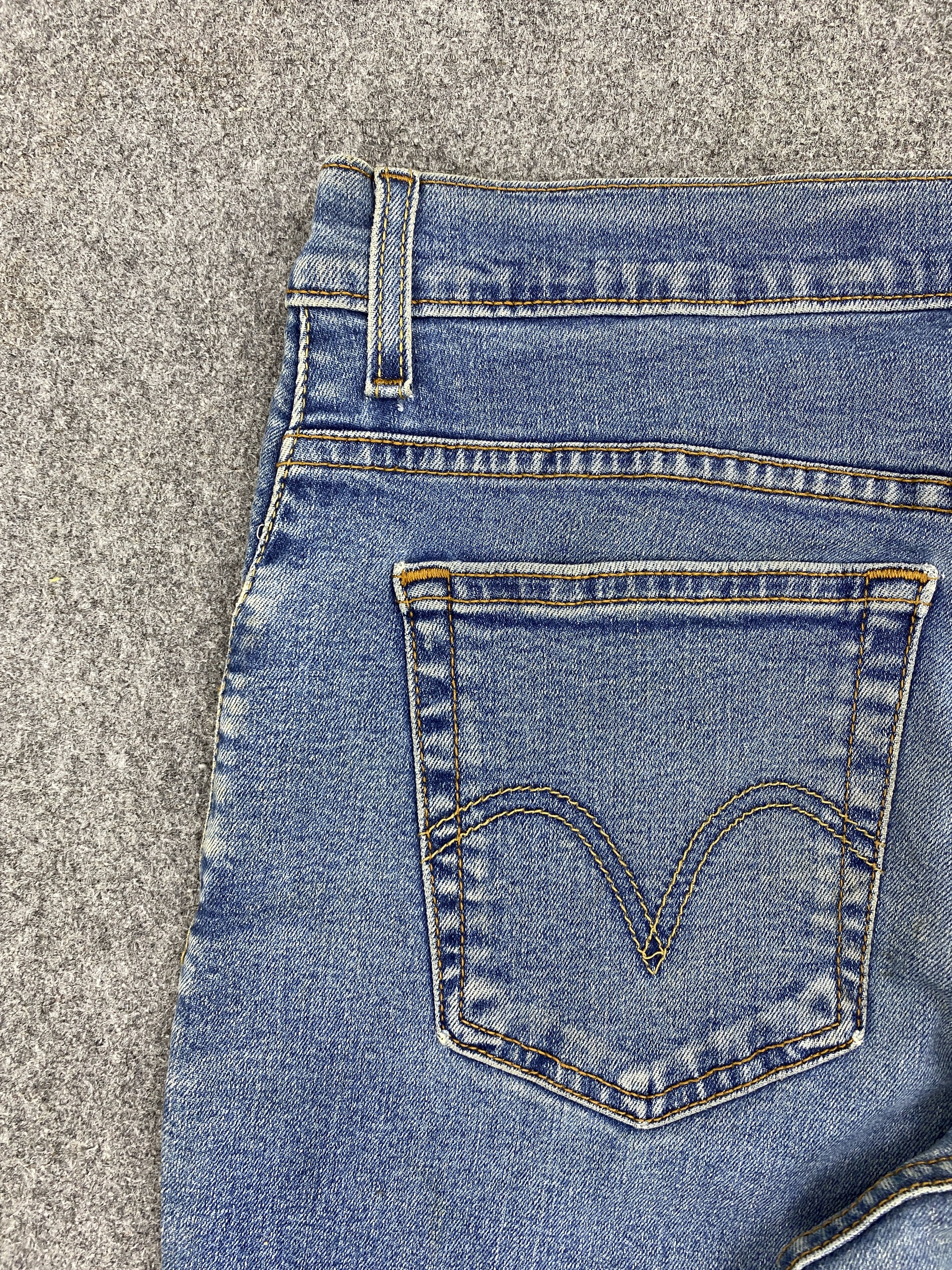 Levi's Vintage Levis 550 Flared Bootcut Faded Blue Jeans S0036 Size US 32 / EU 48 - 9 Thumbnail