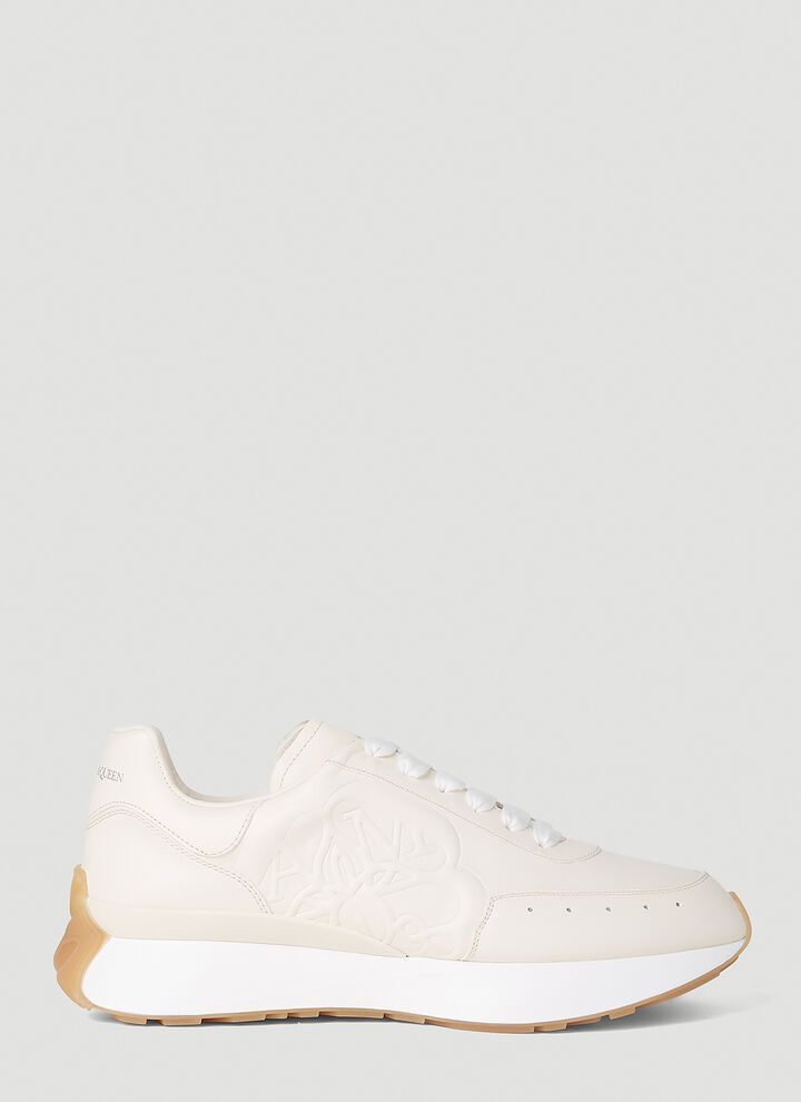 Alexander McQueen o1w1db10725 Sprint Runner in White Size US 7 / EU 40 - 1 Thumbnail