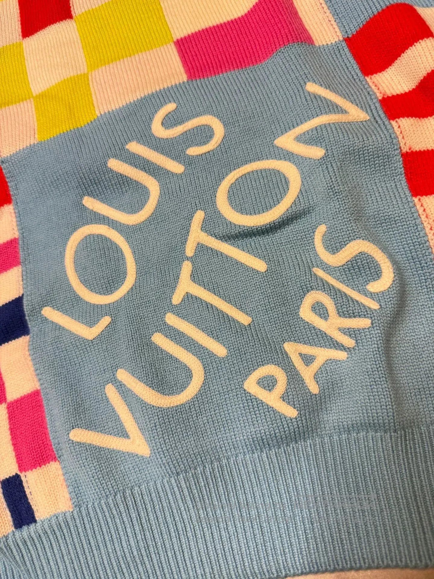 Louis Vuitton louis vuitton color block logo knit sweater. Size L / US 10 / IT 46 - 2 Thumbnail