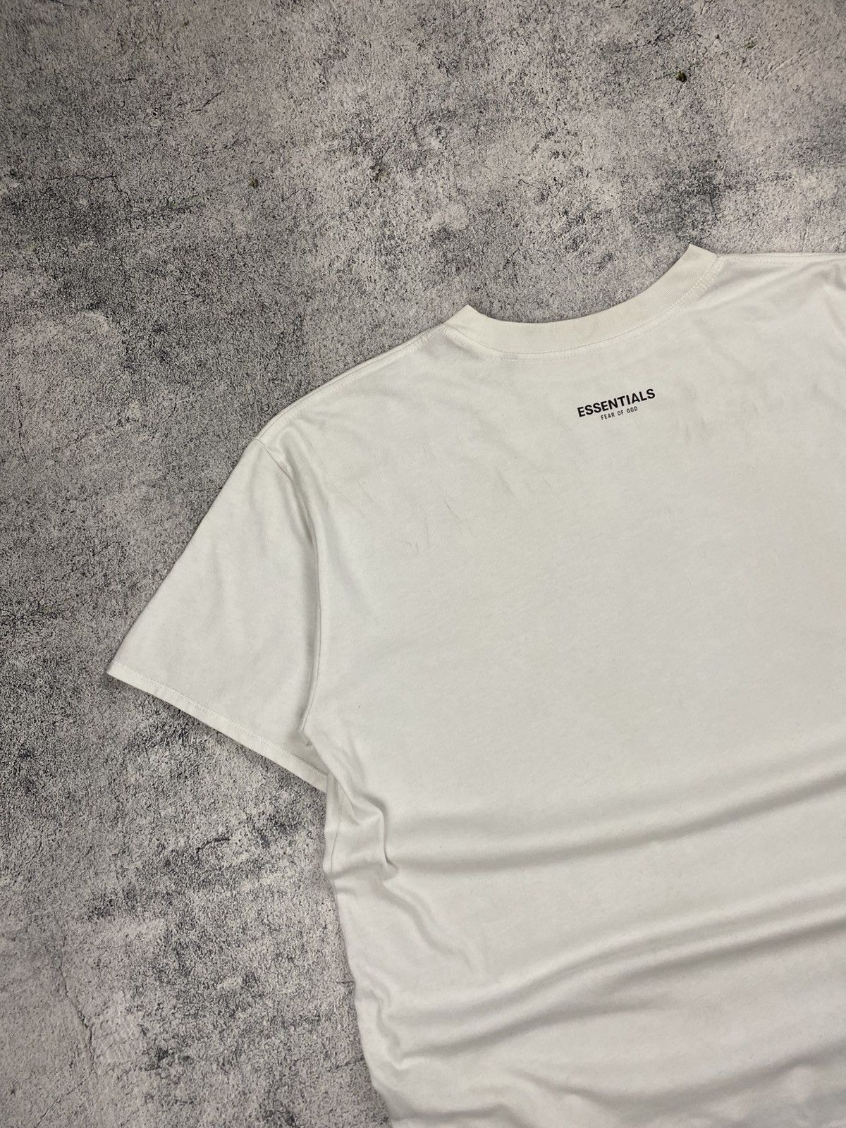 Essentials Essentials Fear Of God Basic Mini Logo Hype Oversized Tee Size US L / EU 52-54 / 3 - 11 Thumbnail