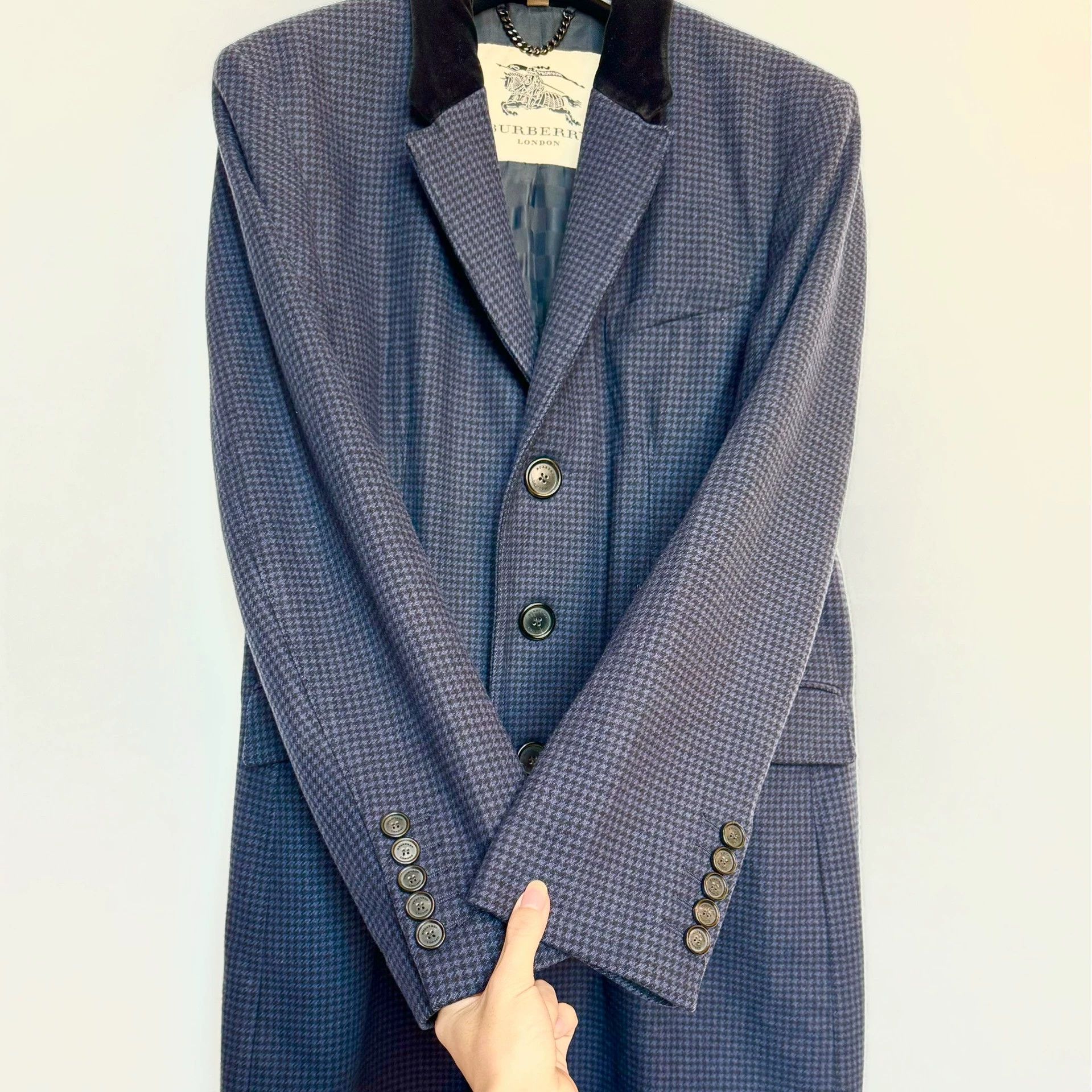 Burberry Burberry Check Wool Cashmere Chester Coat Navy 54 Size US L / EU 52-54 / 3 - 2 Thumbnail