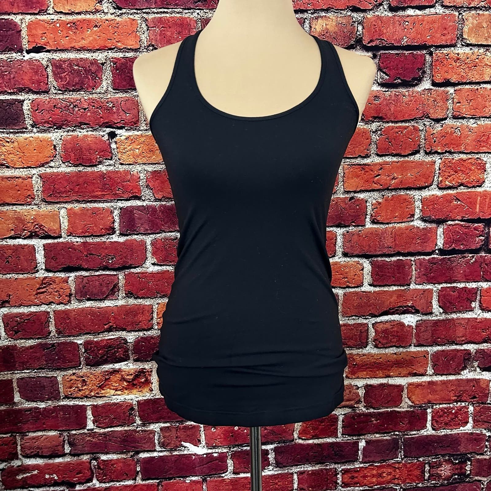 Lululemon Lululemon Tank top Size S / US 4 / IT 40 - 1 Thumbnail