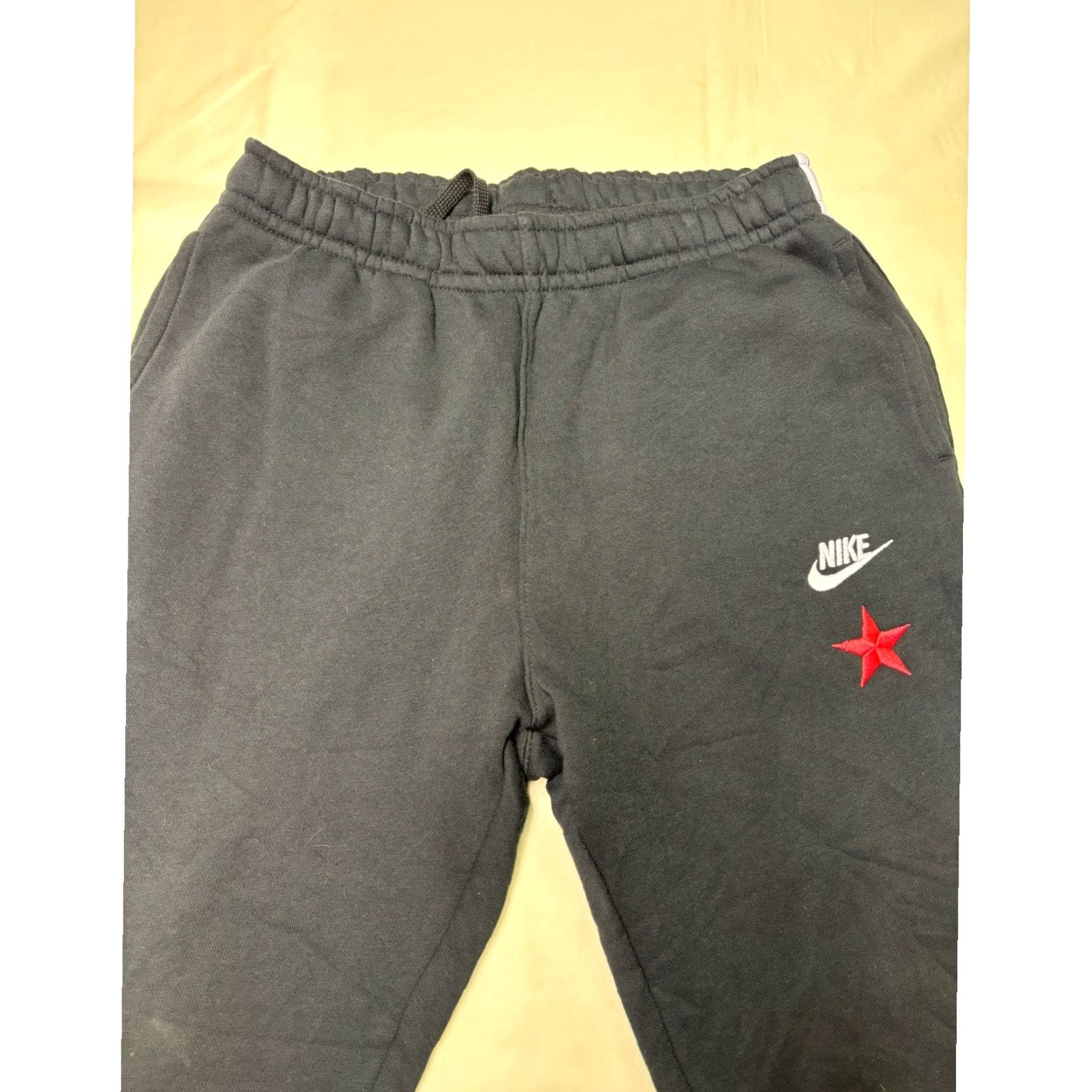 Nike Nike Club Fleece Stories Joggers Pants Black DQ3528-010 Men's M 30x28 Size US 31 - 2 Thumbnail