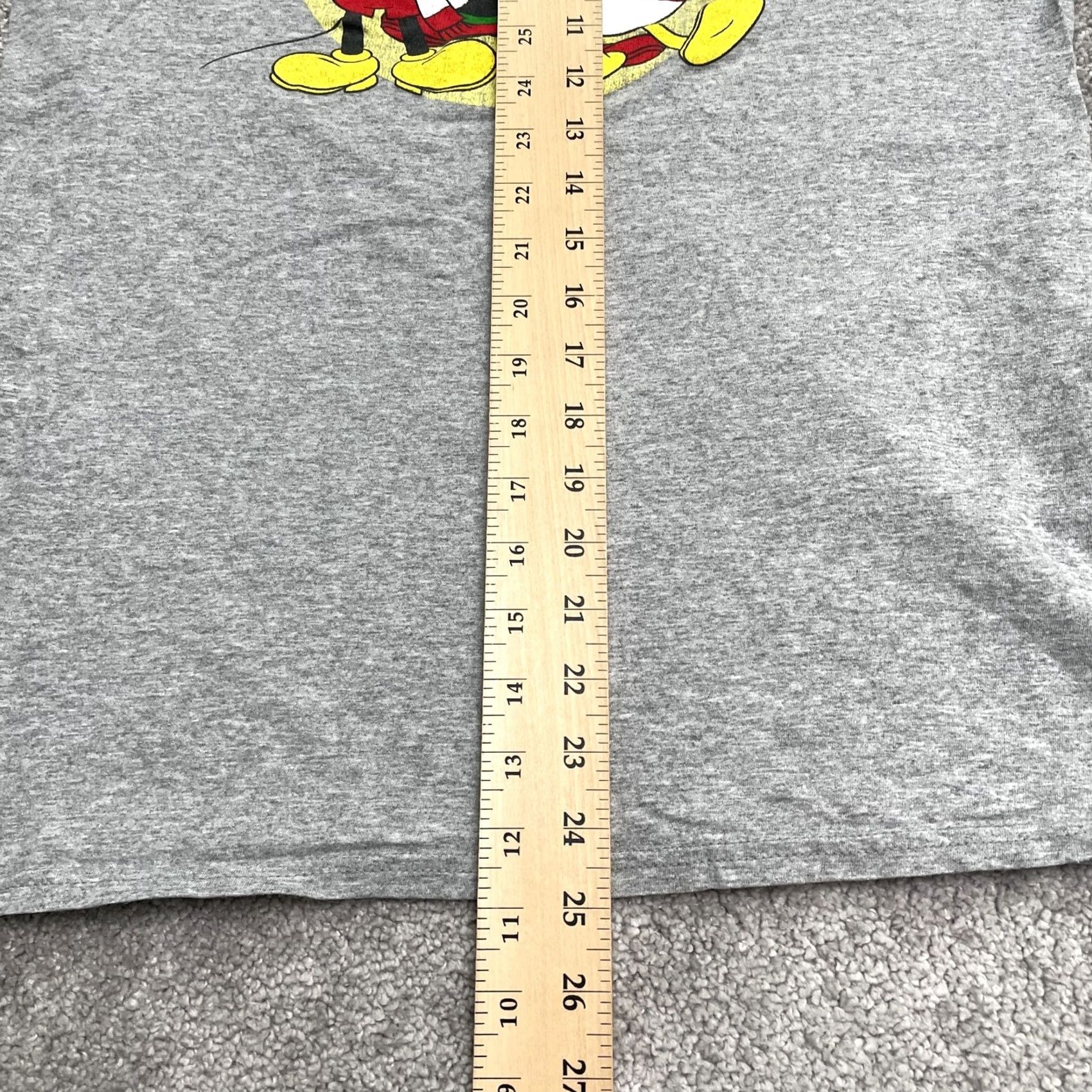 Disney Disney Mickey & Friend Graphic T-Shirt Womens M Gray Christmas Holiday Tee Size M / US 6-8 / IT 42-44 - 6 Thumbnail