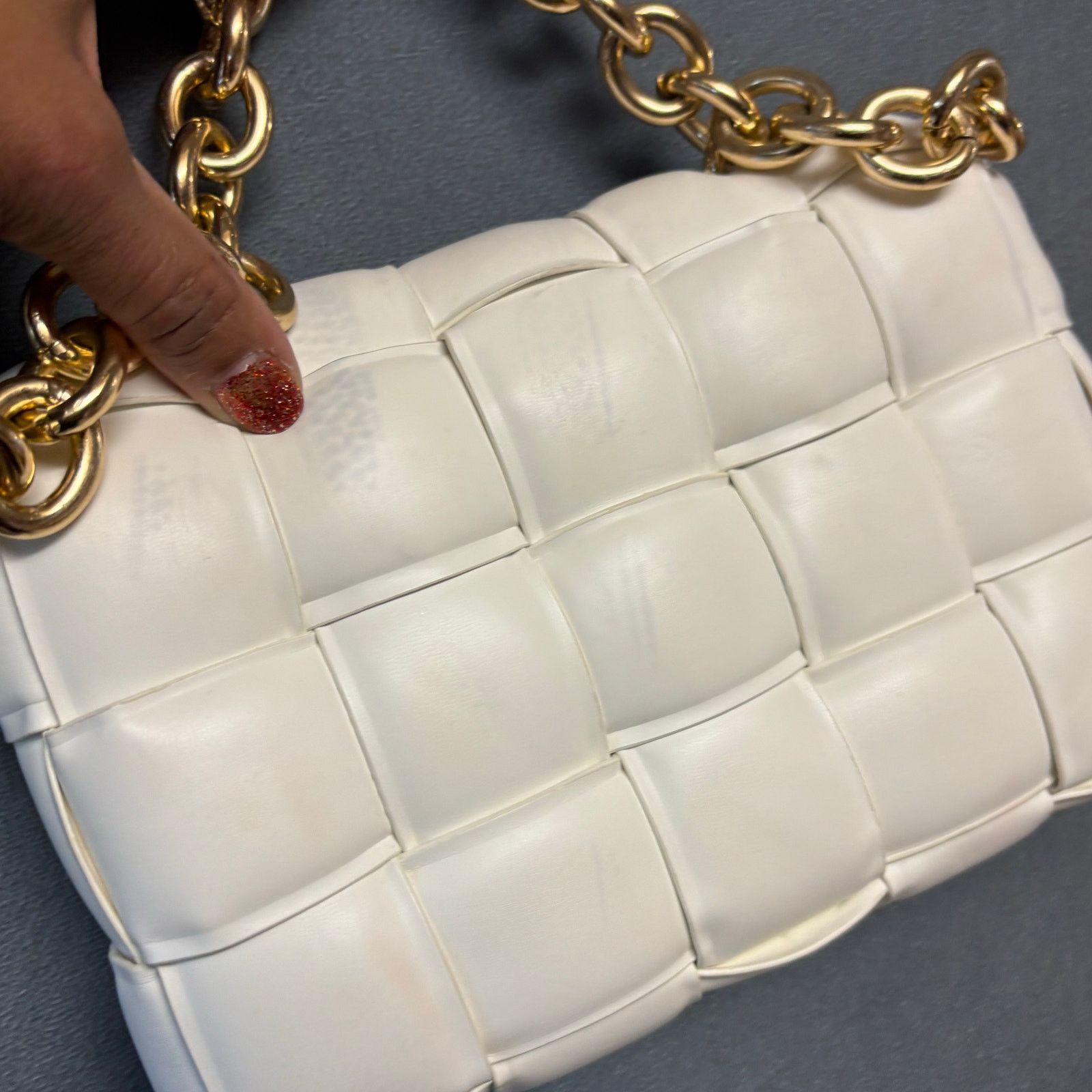 Other White Puffy Woven Chain Shoulder Bag Gold Hardware Mini Bag Size ONE SIZE - 8 Thumbnail