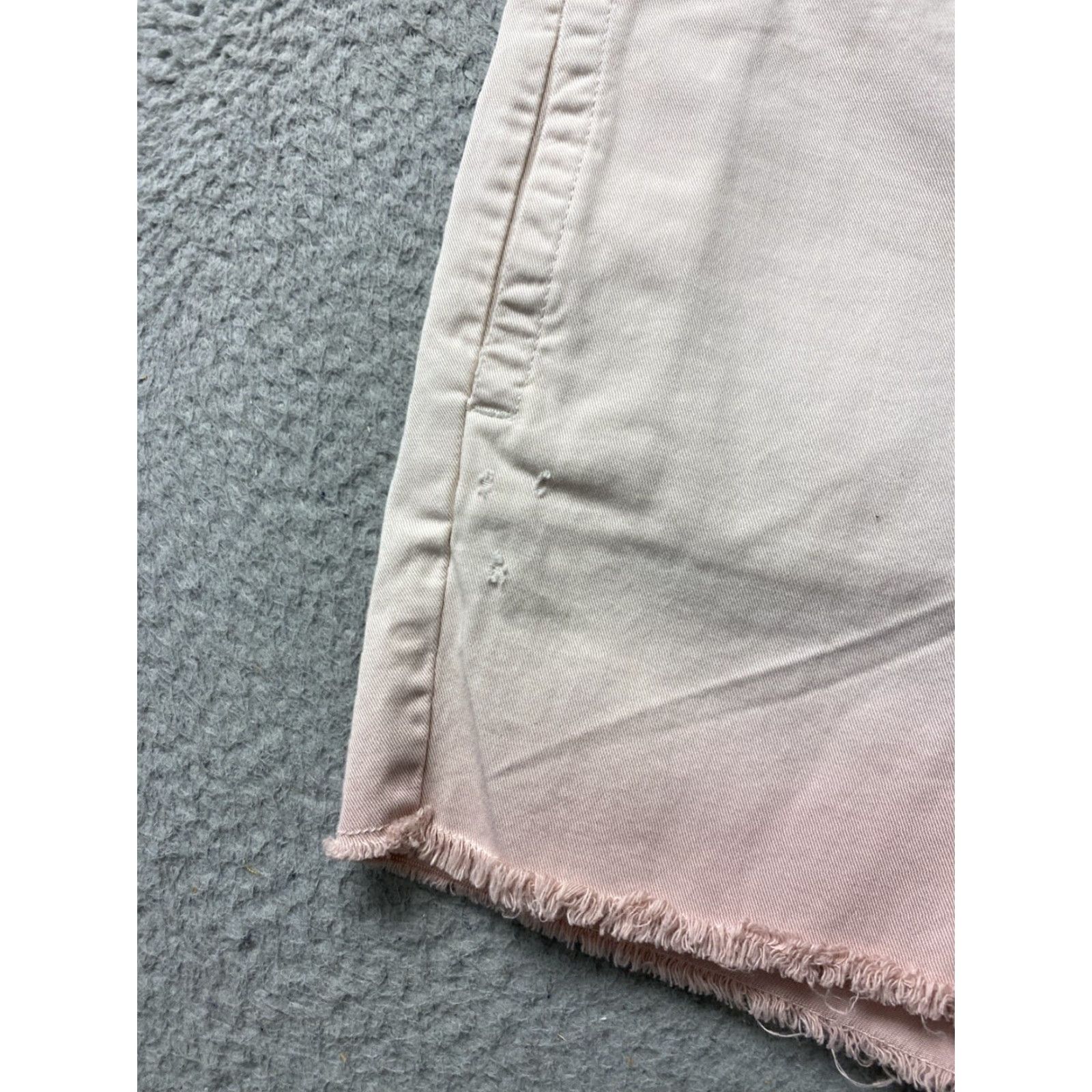 J.Crew J.CREW Women's Chino Shorts Size 4 Beige Cotton Mid Rise Classic Casual Size 27" / US 4 / IT 40 - 2 Thumbnail