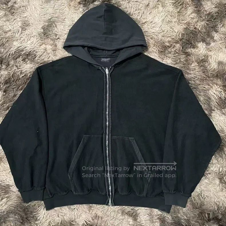 Balenciaga Balenciaga Inside-out overlapping logo zipper sweater Size US M / EU 48-50 / 2 - 1 Thumbnail