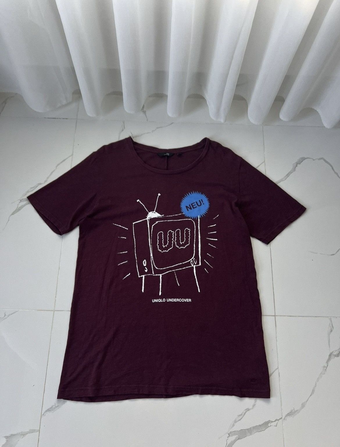 Undercover × Uniqlo UDERCOVER UNIQLO UU NEU TV Y2K TEE RARE VINTAGE Size US XL / EU 56 / 4 - 1 Thumbnail