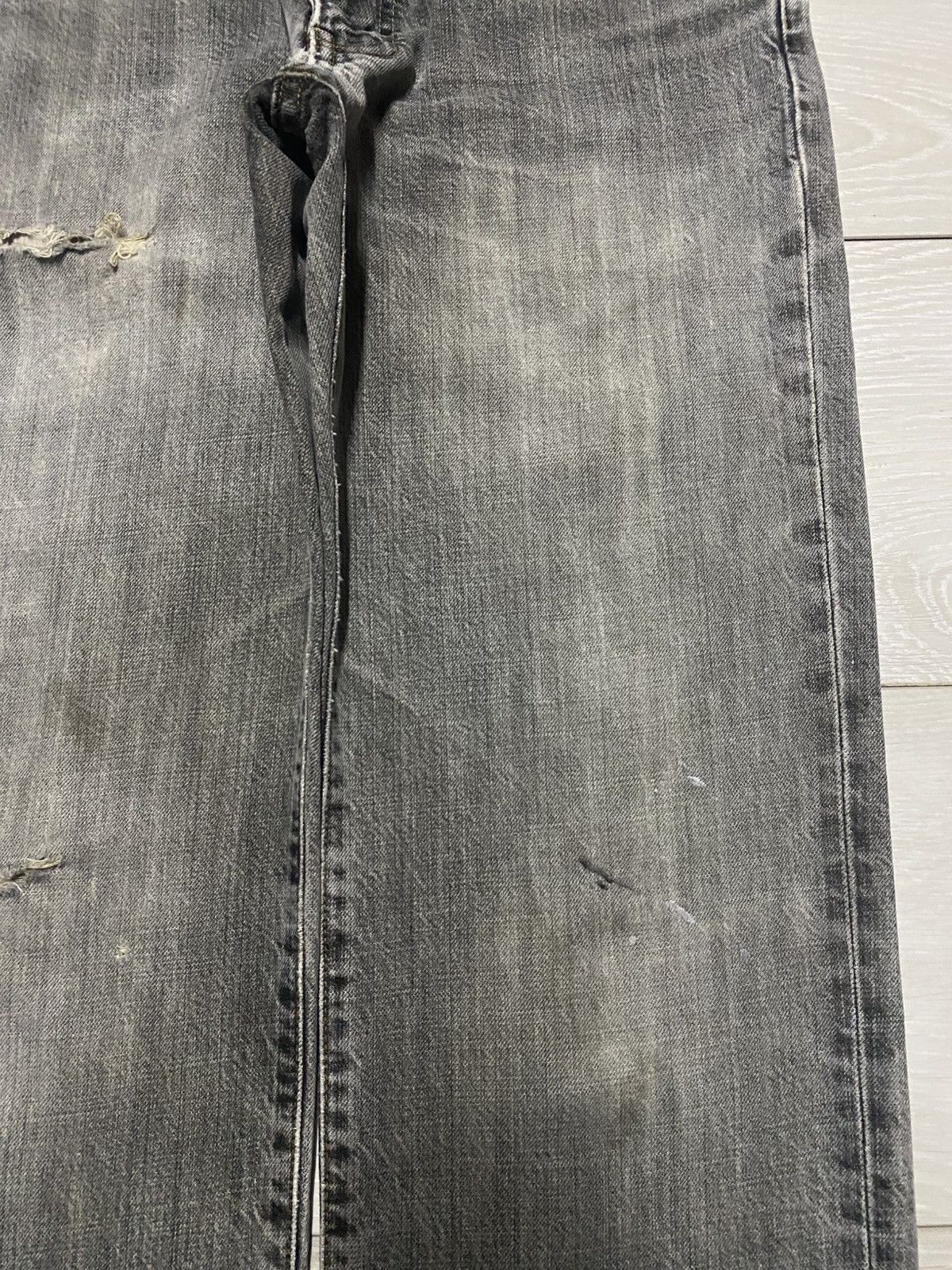 Wrangler Vintage Wrangler Faded Wash Distressed Jeans Size US 29 - 8 Thumbnail