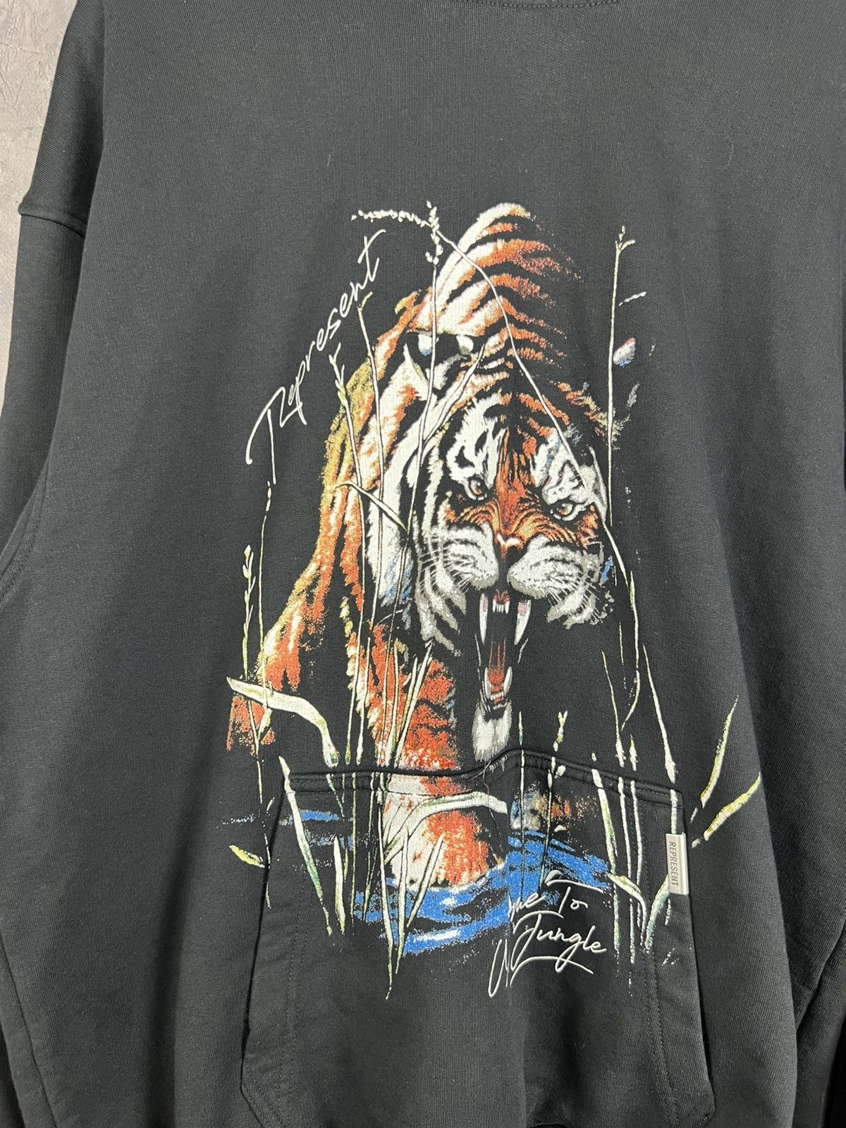 Represent Clo. Represent Welcome To The Jungle Tiger Oversized Hoodie Sz M Size US M / EU 48-50 / 2 - 4 Thumbnail