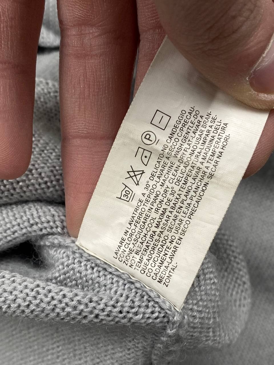Armani Armani Full Zip Sweater Logo AJ Men Size L White Size US L / EU 52-54 / 3 - 9 Thumbnail