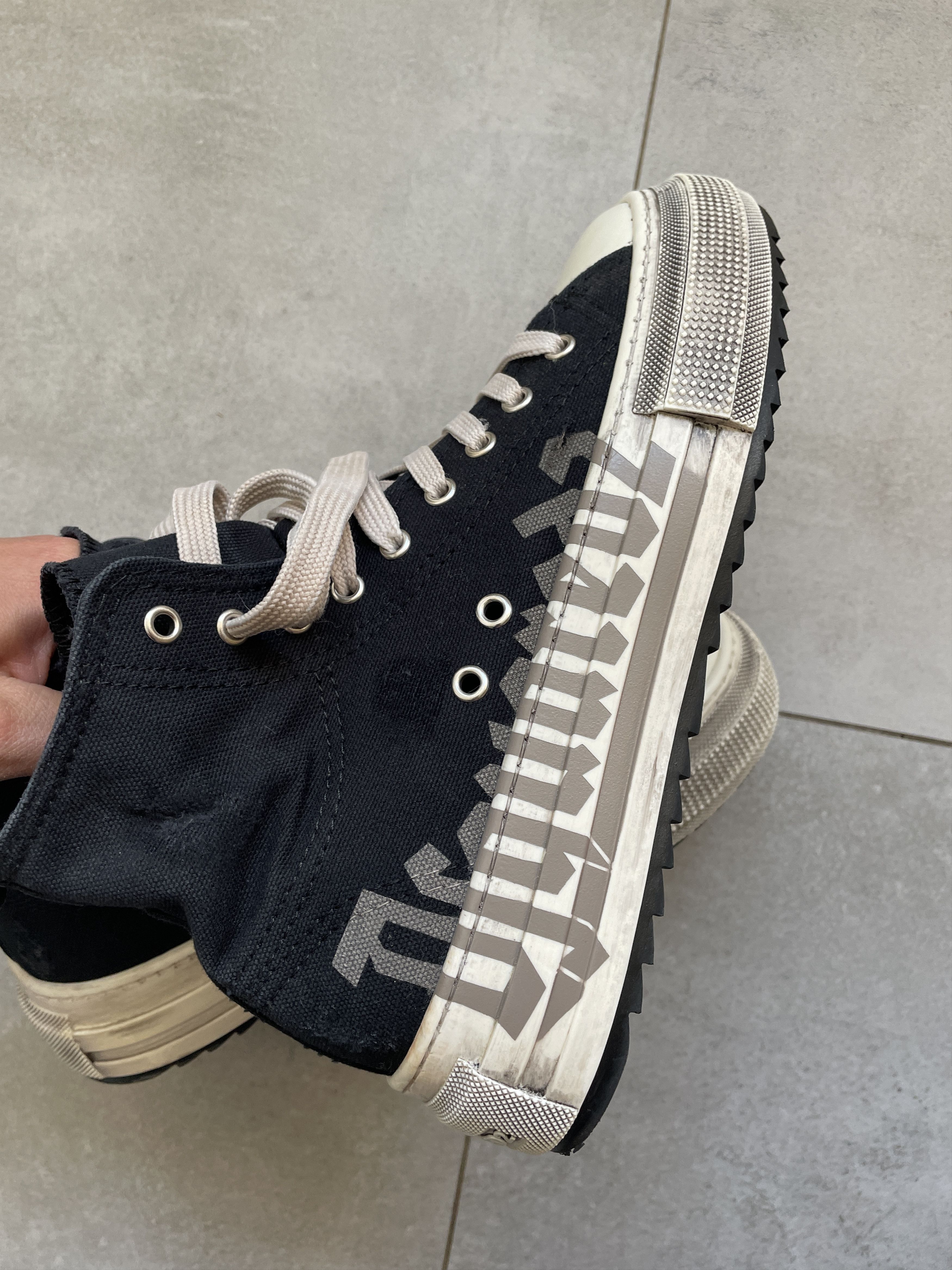 Dsquared2 DSQUARED2 DSQ2 DISTRESSED TYPE NAVY BERLIN HIGH TOPS Size US 7 / EU 40 - 8 Thumbnail