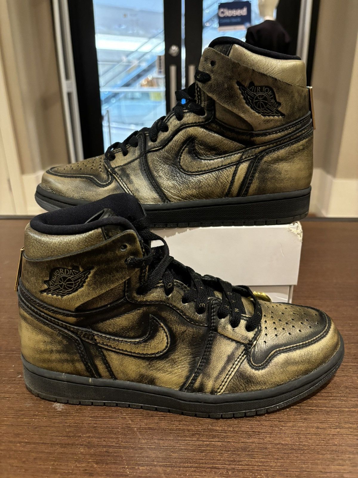 Jordan Brand Jordan 1 Retro High OG ‘Wings’ Size US 8 / EU 41 - 1 Thumbnail