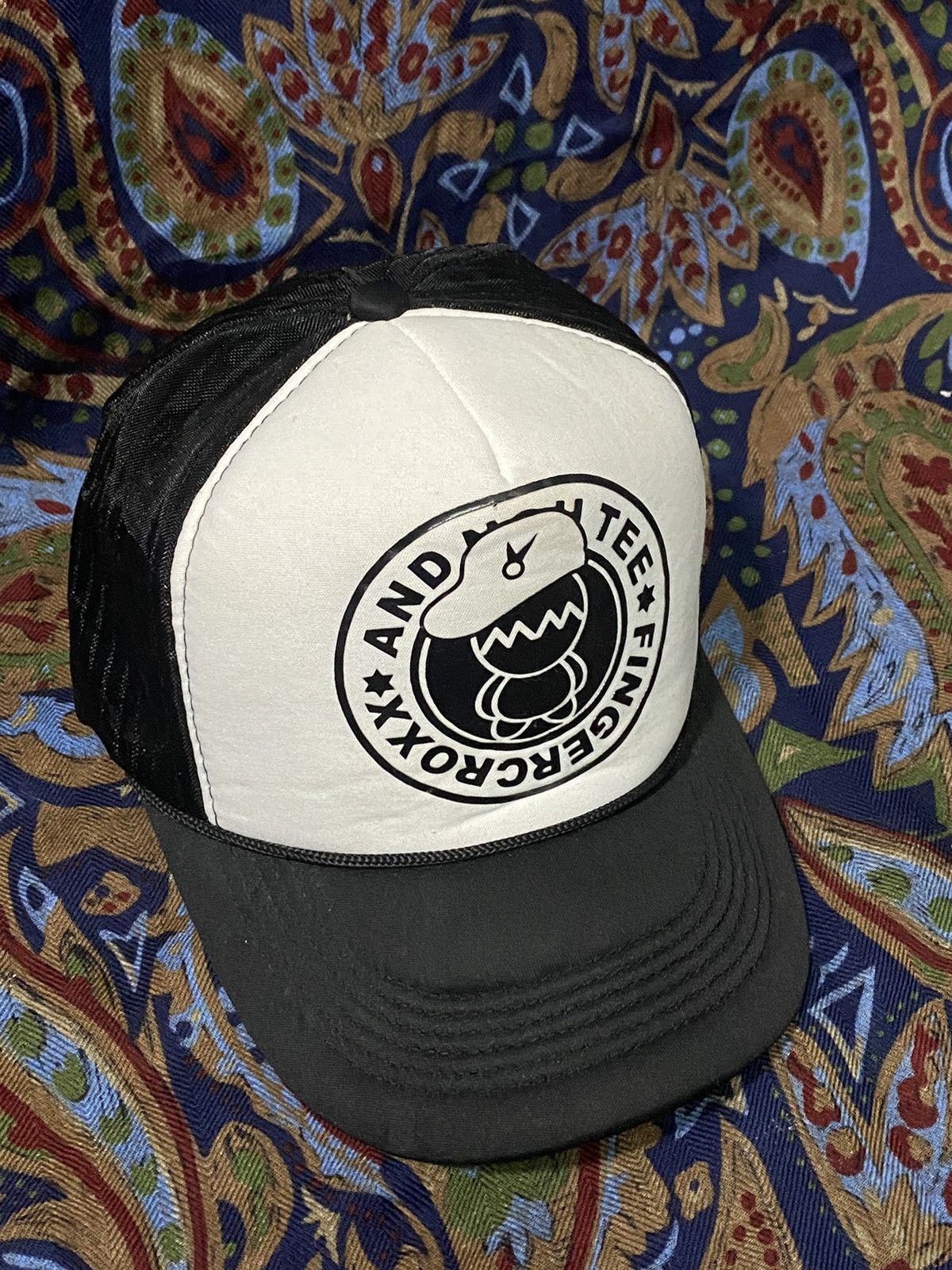 Japanese Brand HIPSTER FINGERCROXX TRUCKER MESH JAPANESSE BRAND HIPSTER Size ONE SIZE - 1 Thumbnail