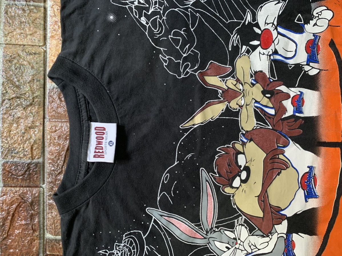 Warner Bros space jam 1997 squad vintage tshirt Size US XL / EU 56 / 4 - 5 Thumbnail