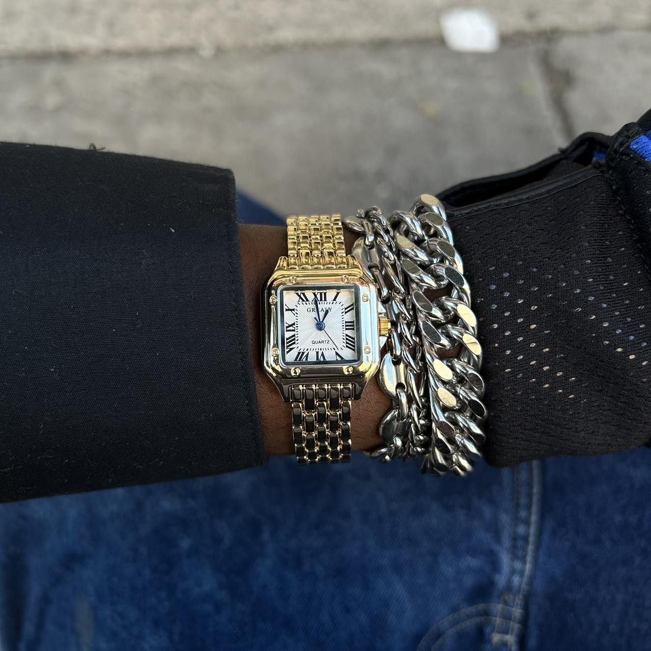 Vintage Vintage 2000s Style Rectangular Quartz Luxury Watch Size ONE SIZE - 3 Thumbnail