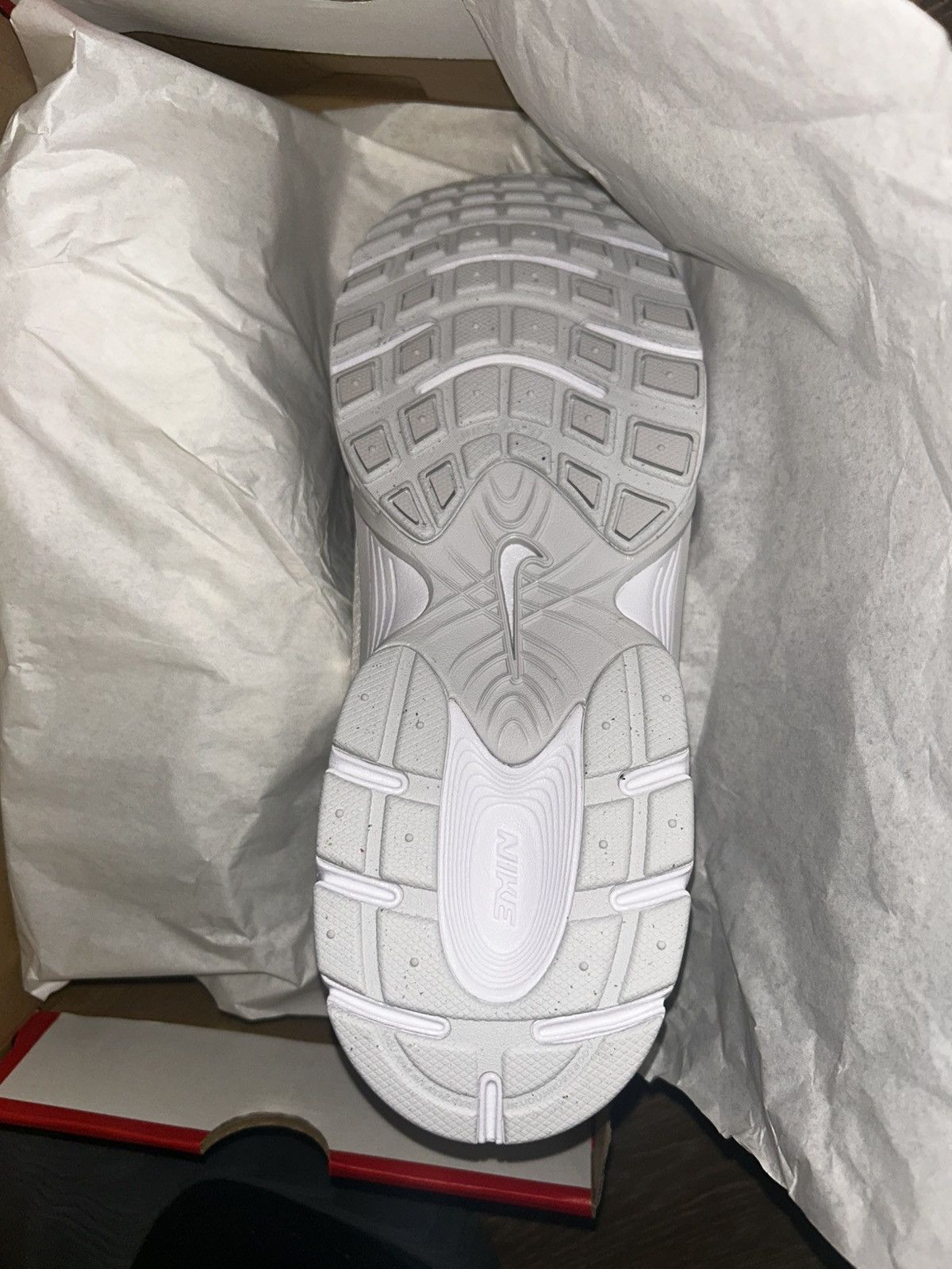 Nike Nike V5 Rnr (GS) Size US 7 / EU 40 - 5 Thumbnail