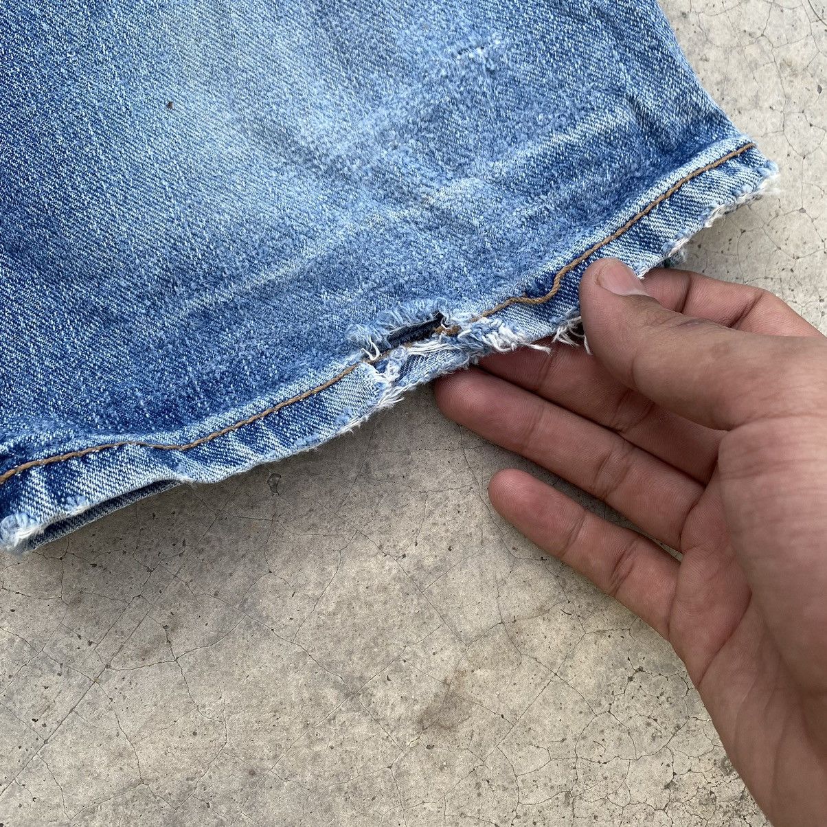 Japanese Brand Morgan Homme Y2K Archive Distressed Buttoned Denim Jeans Size 34" / US 12 / IT 48 - 18 Thumbnail