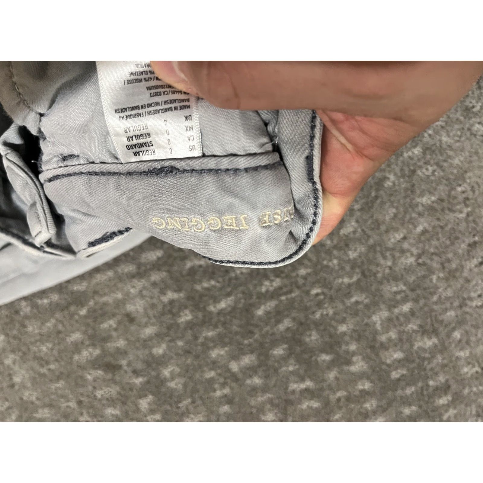 American Eagle Outfitters American Eagle Leggings High Rise Stretch Size 0 Gray Denim Destroyed Womens Size 25" / US 0 / IT 36 - 6 Thumbnail