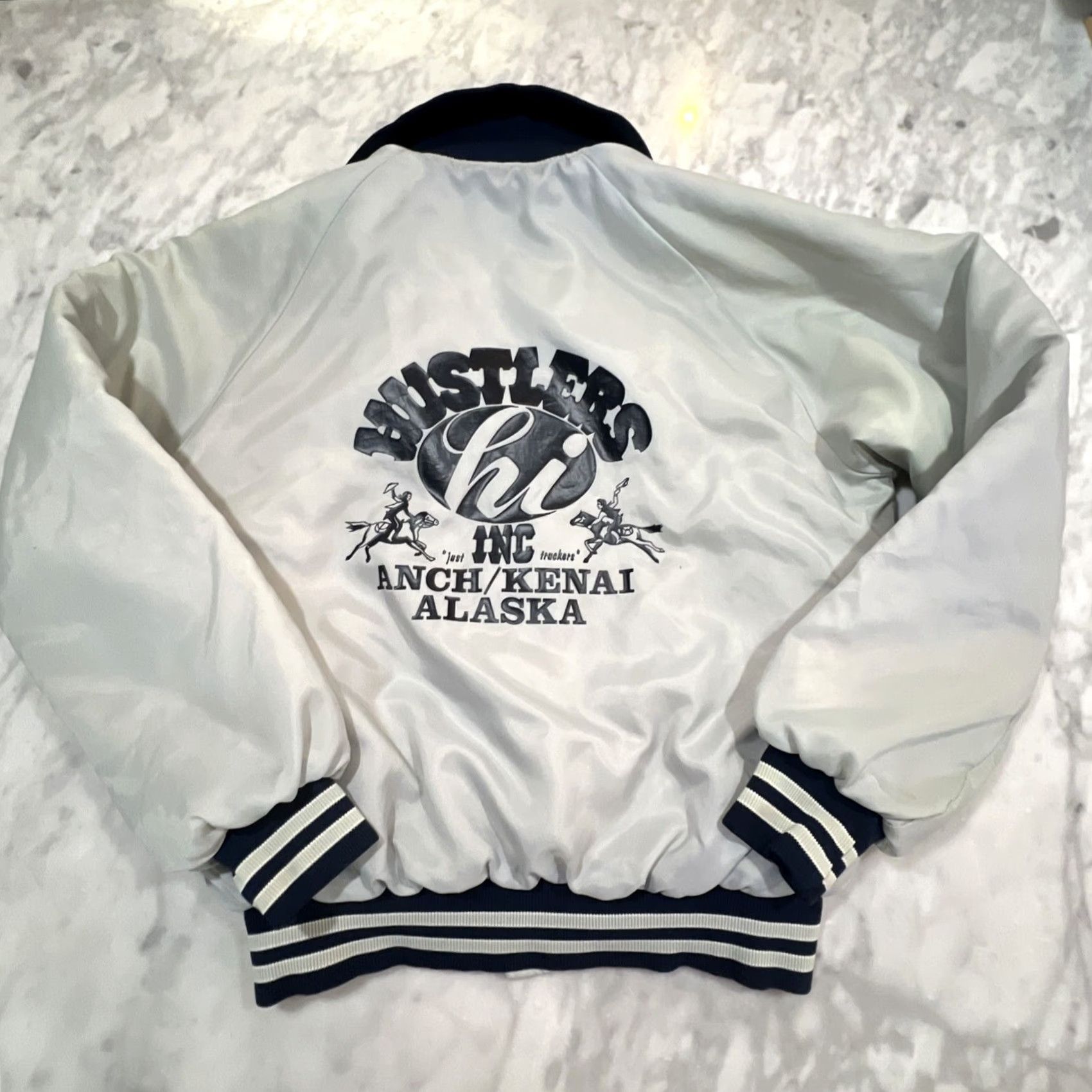 Holloway VINTAGE Hustlers Hi Cowboy Truckers Jacket Mens Large By Holloway Snaps Gray Satin 1980s Rockabilly USA Mens Size US L / EU 52-54 / 3 - 5 Thumbnail