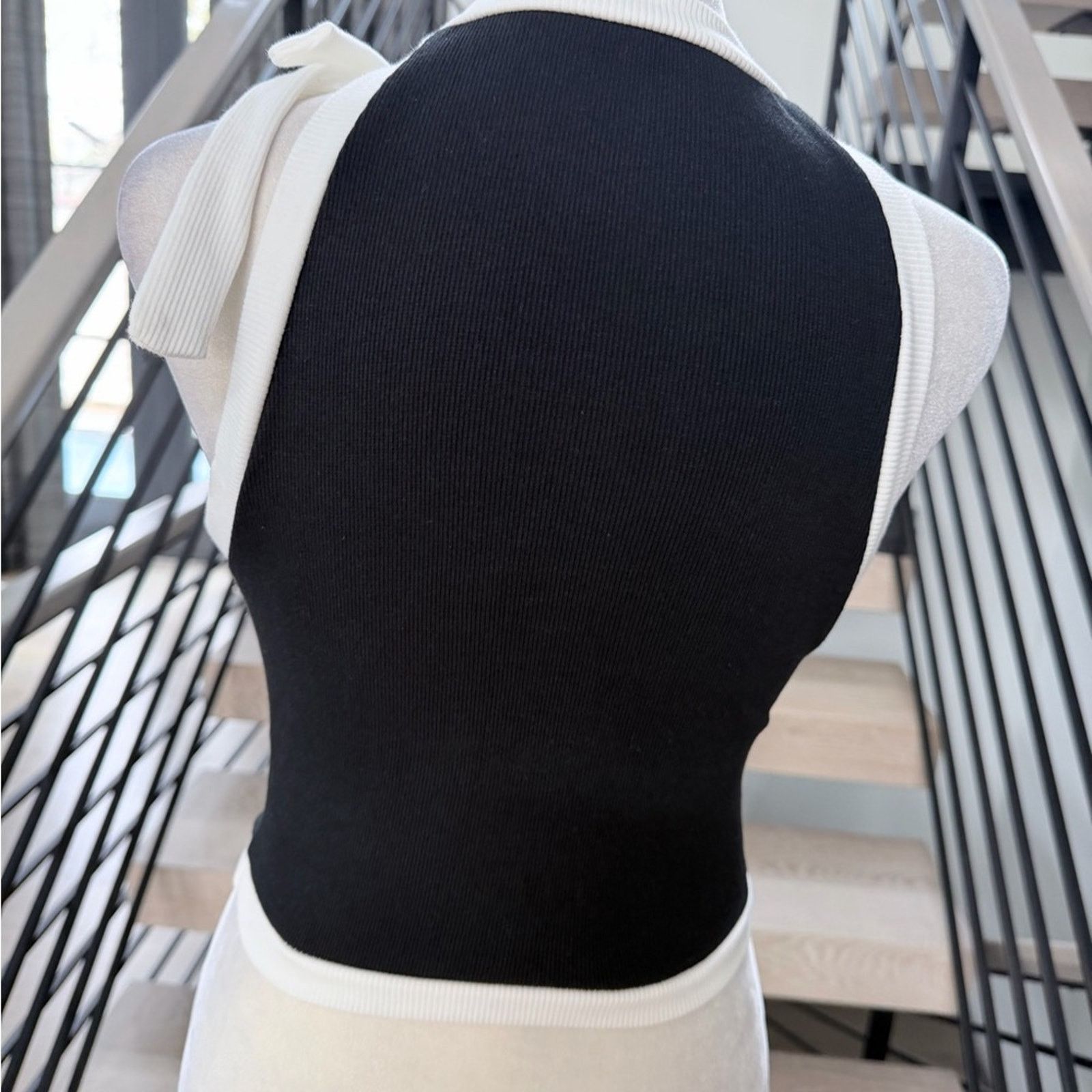 Other New Y2K Stylish Black and White Halter Top with a Bow size S Size S / US 4 / IT 40 - 6 Thumbnail