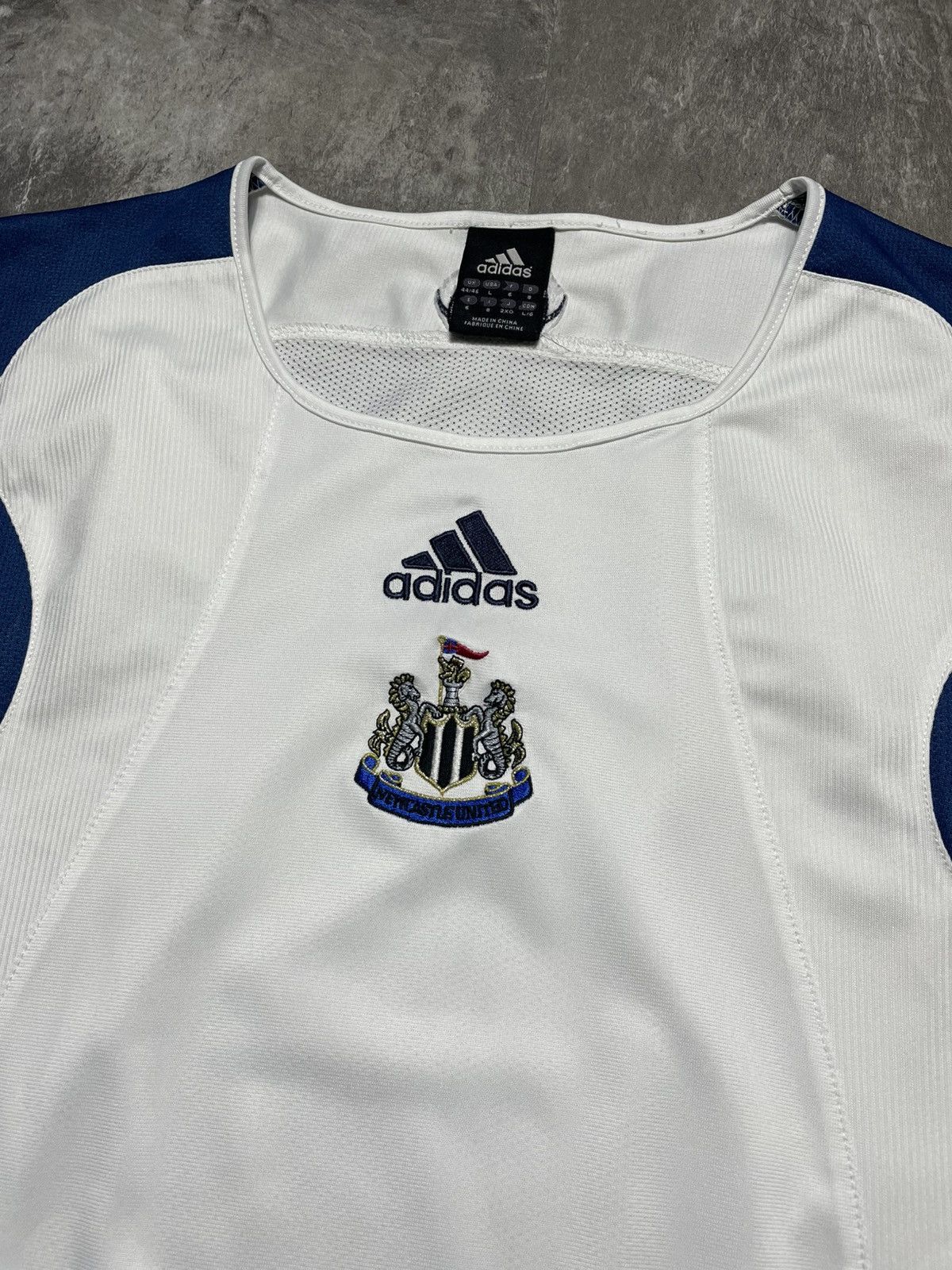 Adidas Adidas Newcastle United 2004 2005 Training Tank Top Vintage Size US L / EU 52-54 / 3 - 2 Thumbnail