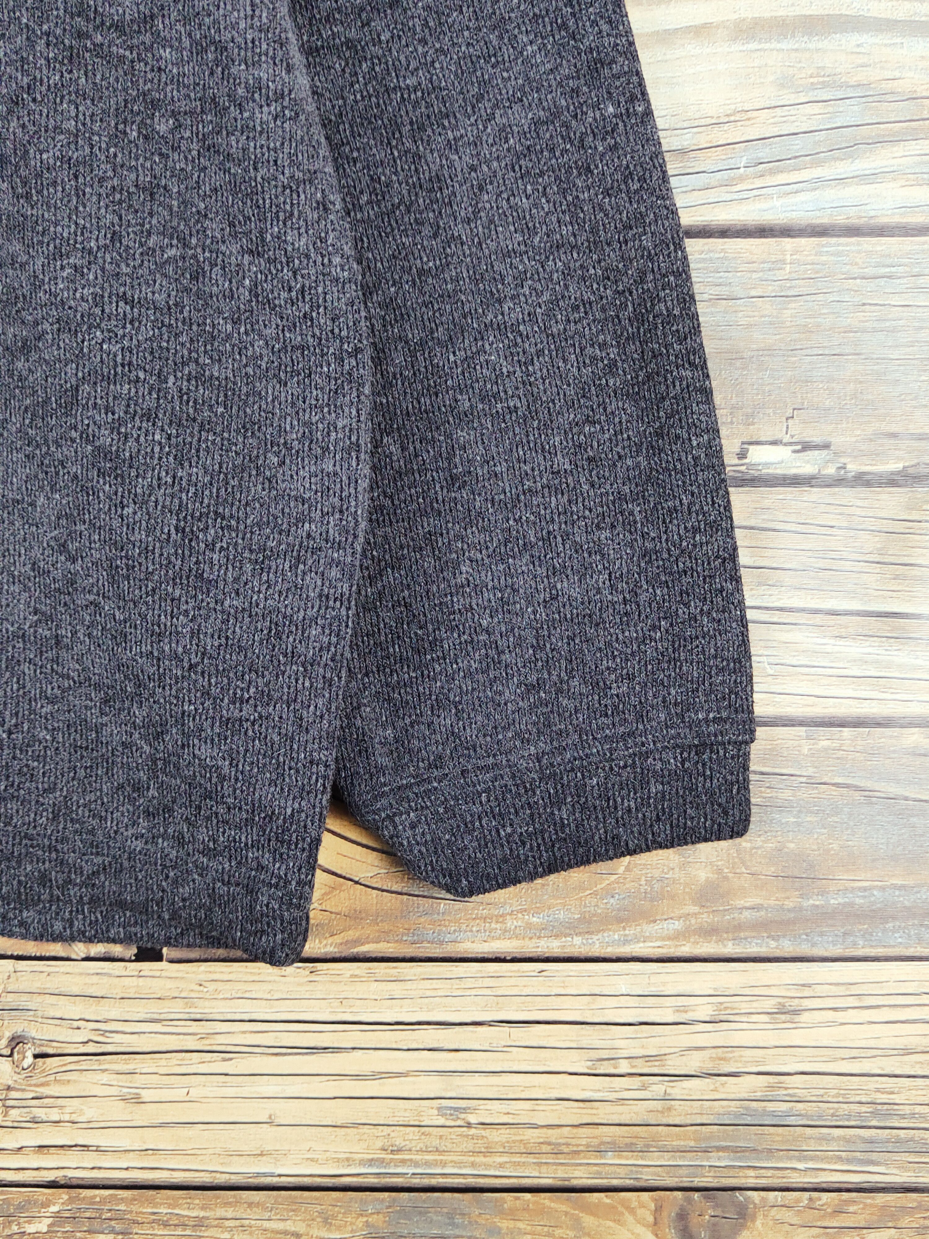 Japanese Brand × Vintage Be Hot Black Sweatshirts #W1148 Size US XL / EU 56 / 4 - 6 Thumbnail