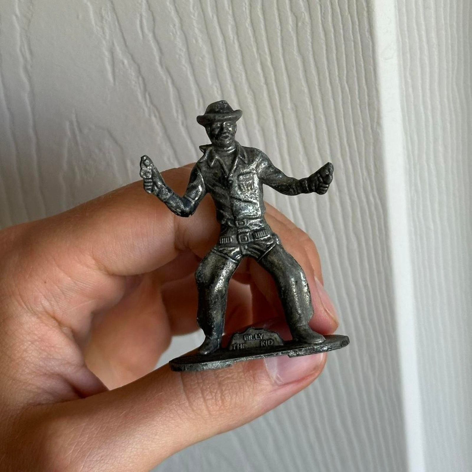 Vintage Vintage 60s Billy The Kid Western Metal Cowboy Silver Toy Size ONE SIZE - 3 Thumbnail
