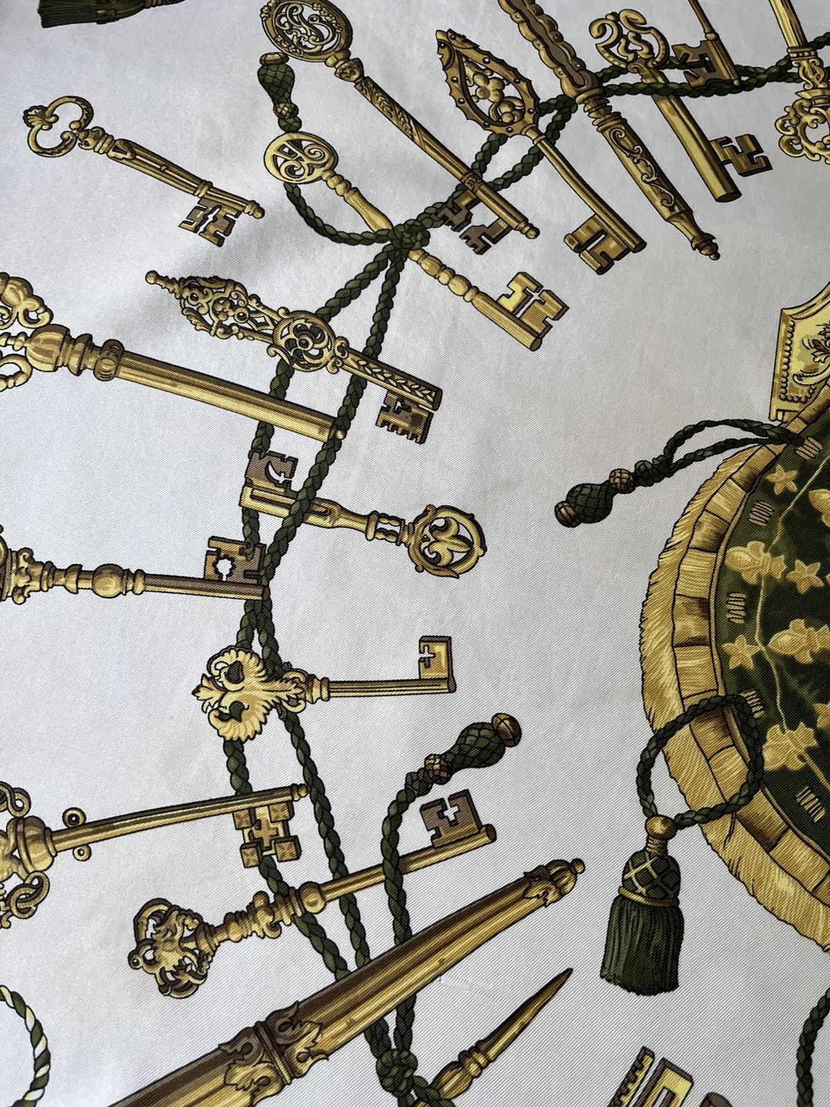 Hermes Hermes ''Les Cles'' silk scarf green Size ONE SIZE - 7 Thumbnail