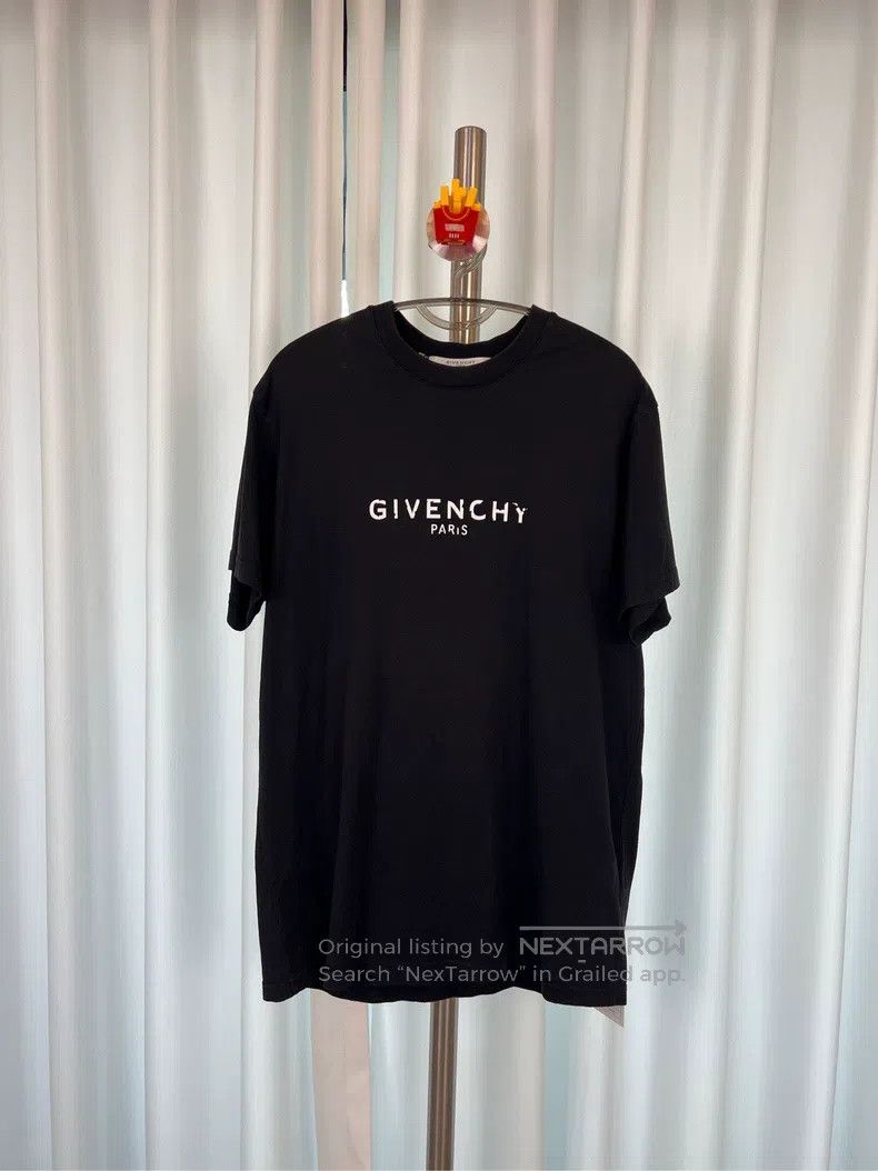 Givenchy Givenchy Printed Destroyed Font Logo Short Sleeve Size US XS / EU 42 / 0 - 1 Thumbnail