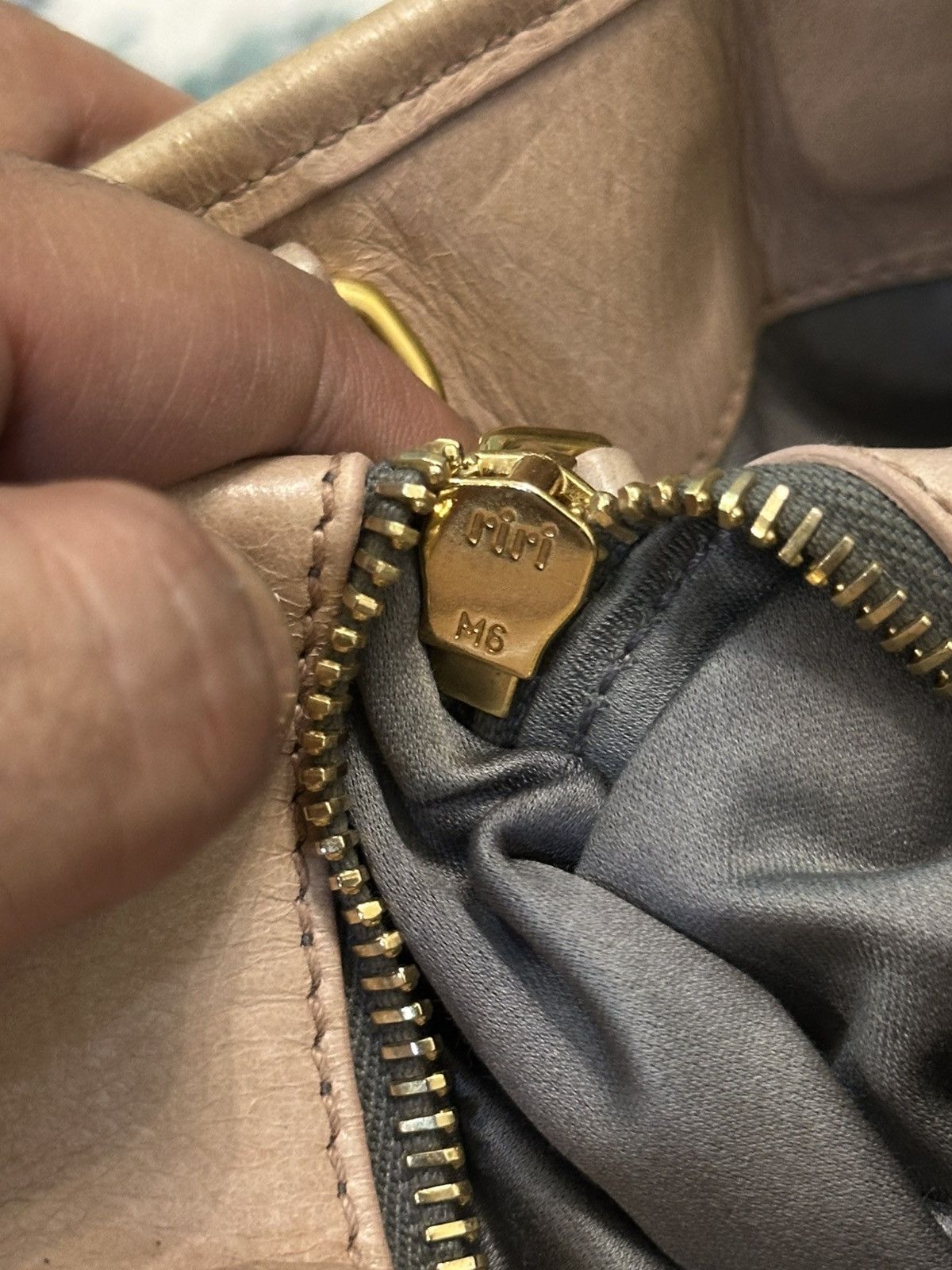Miu Miu Miu Miu Vitello Lux Leather Shoulder Bag Size ONE SIZE - 19 Thumbnail