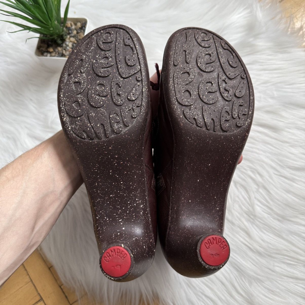 📌 Vintage Camper Leather Rubber Sole Heel Boots