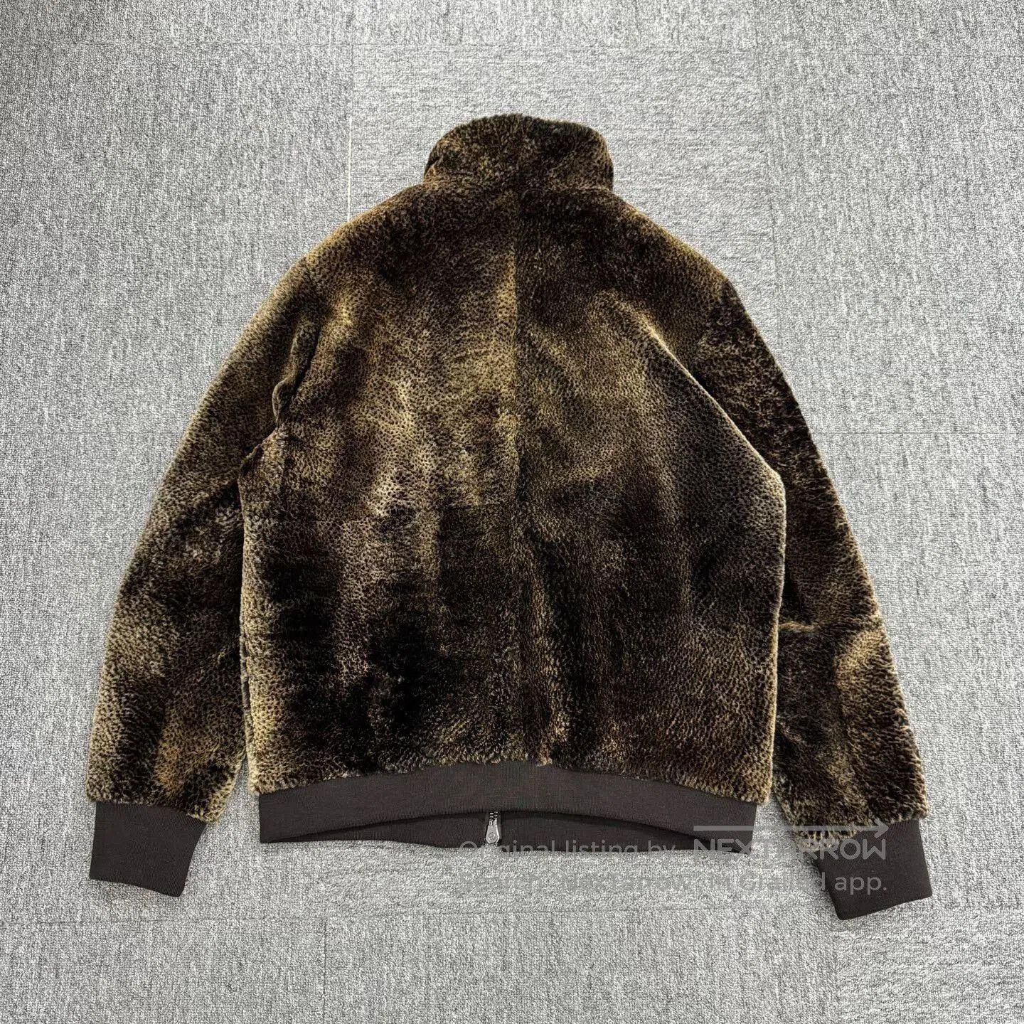 Giorgio Armani giorgio armani sheepskin fur jacket. Size US L / EU 52-54 / 3 - 2 Thumbnail
