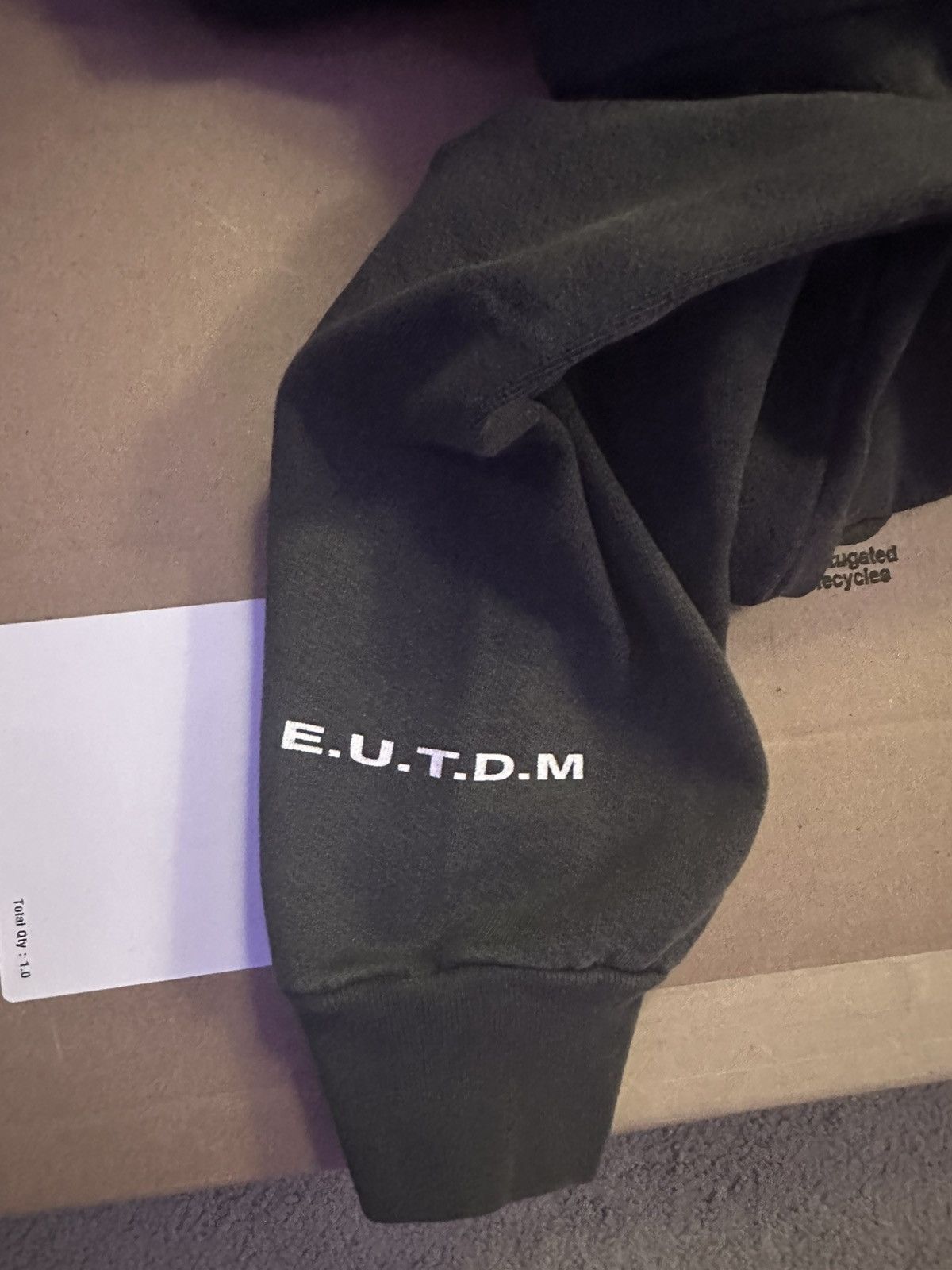 Other Bad Bunny El Último Tour Del Mundo Hoodie Size US XL / EU 56 / 4 - 2 Thumbnail