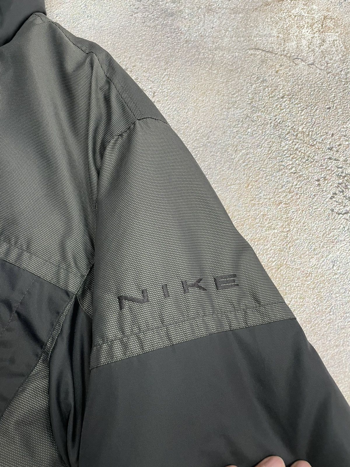 Nike Vintage Nike Small Swoosh Insulated Jacket Size US XL / EU 56 / 4 - 5 Thumbnail