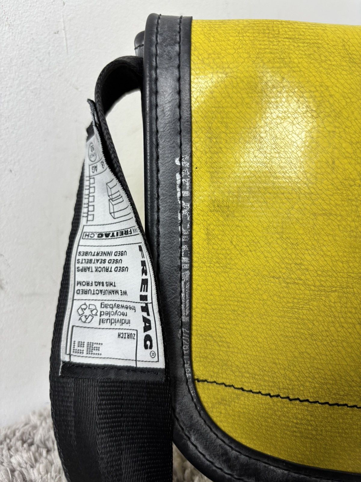 Freitag × Japanese Brand Freitag Recycled Messenger Crossbody Bag Size ONE SIZE - 4 Thumbnail