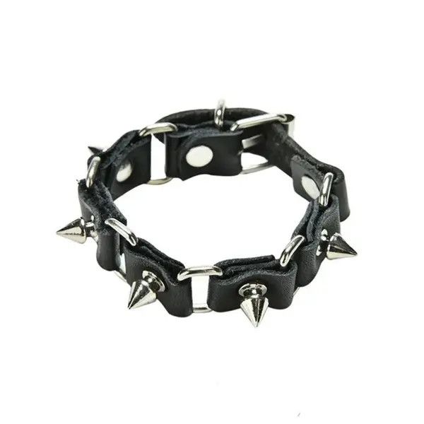 Jewelry Spikes Rivert Bracelet Size ONE SIZE - 1 Thumbnail