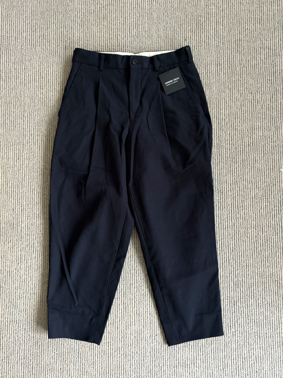 Comme des Garcons Homme Deux Pleated Cropped Navy Twill Trousers Size US 28 / EU 44 - 1 Thumbnail