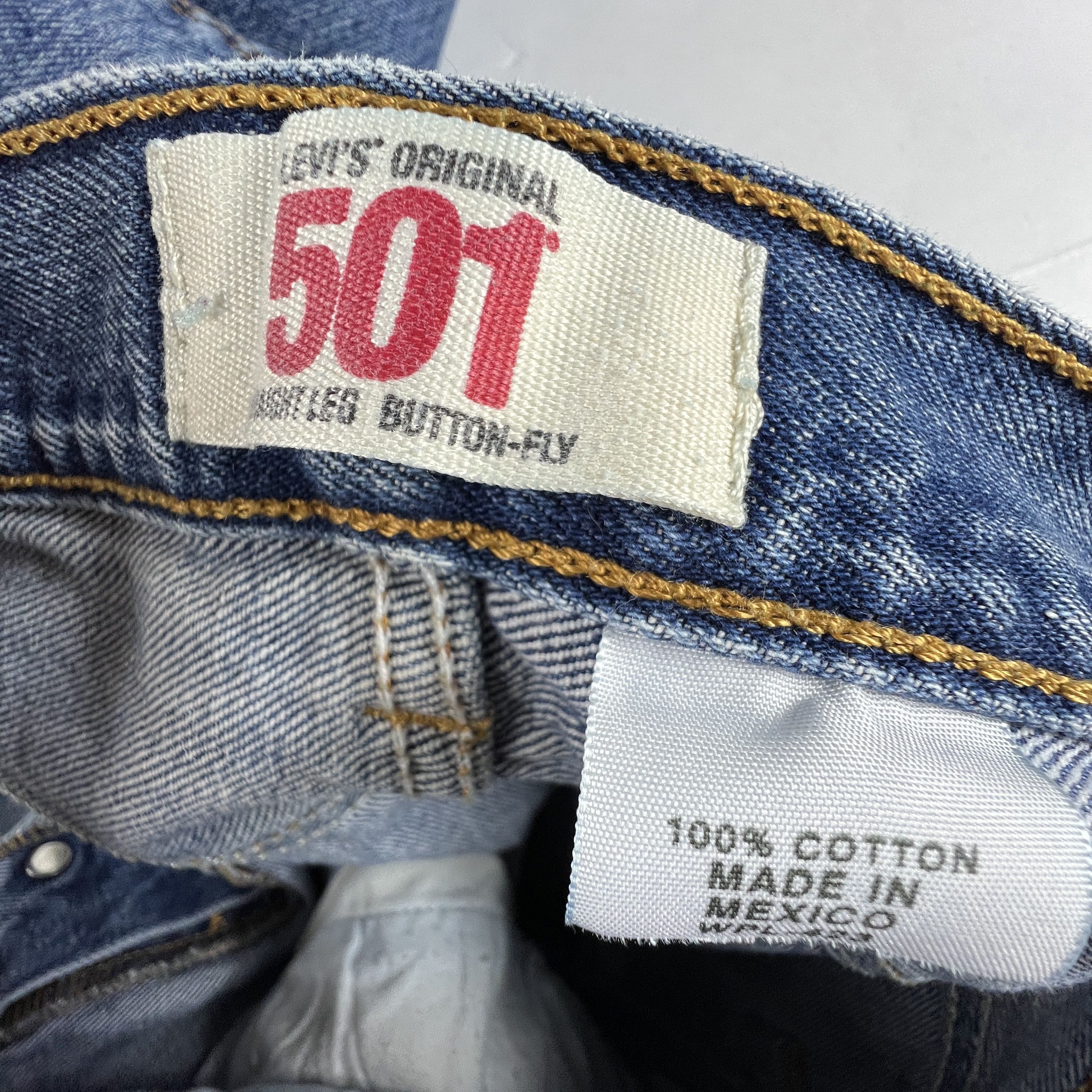 Levi's × Vintage Y2K Levi's Jeans 501 XX Straight Blue Faded Cotton Denim Size US 36 / EU 52 - 10 Thumbnail