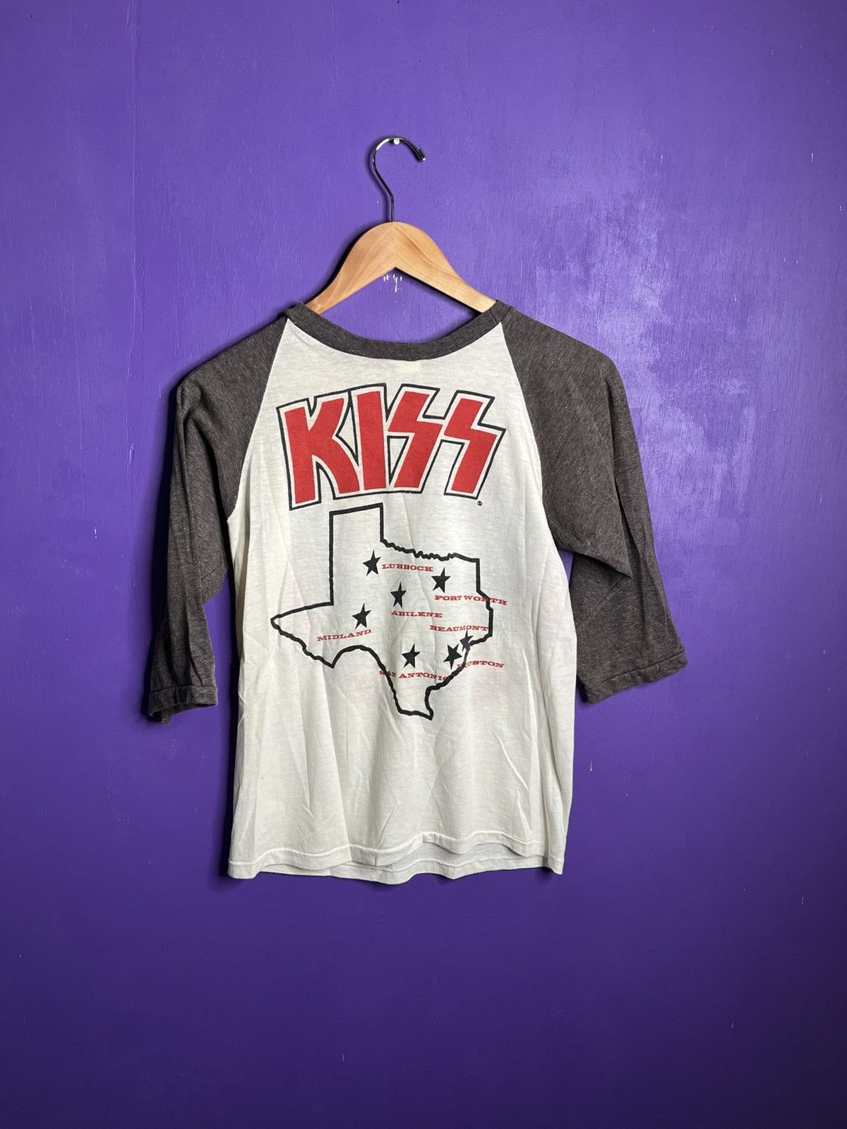 Band Tees × Vintage Vintage 1979 KISS world tour Texas tour t-shirt Size US S / EU 44-46 / 1 - 2 Thumbnail