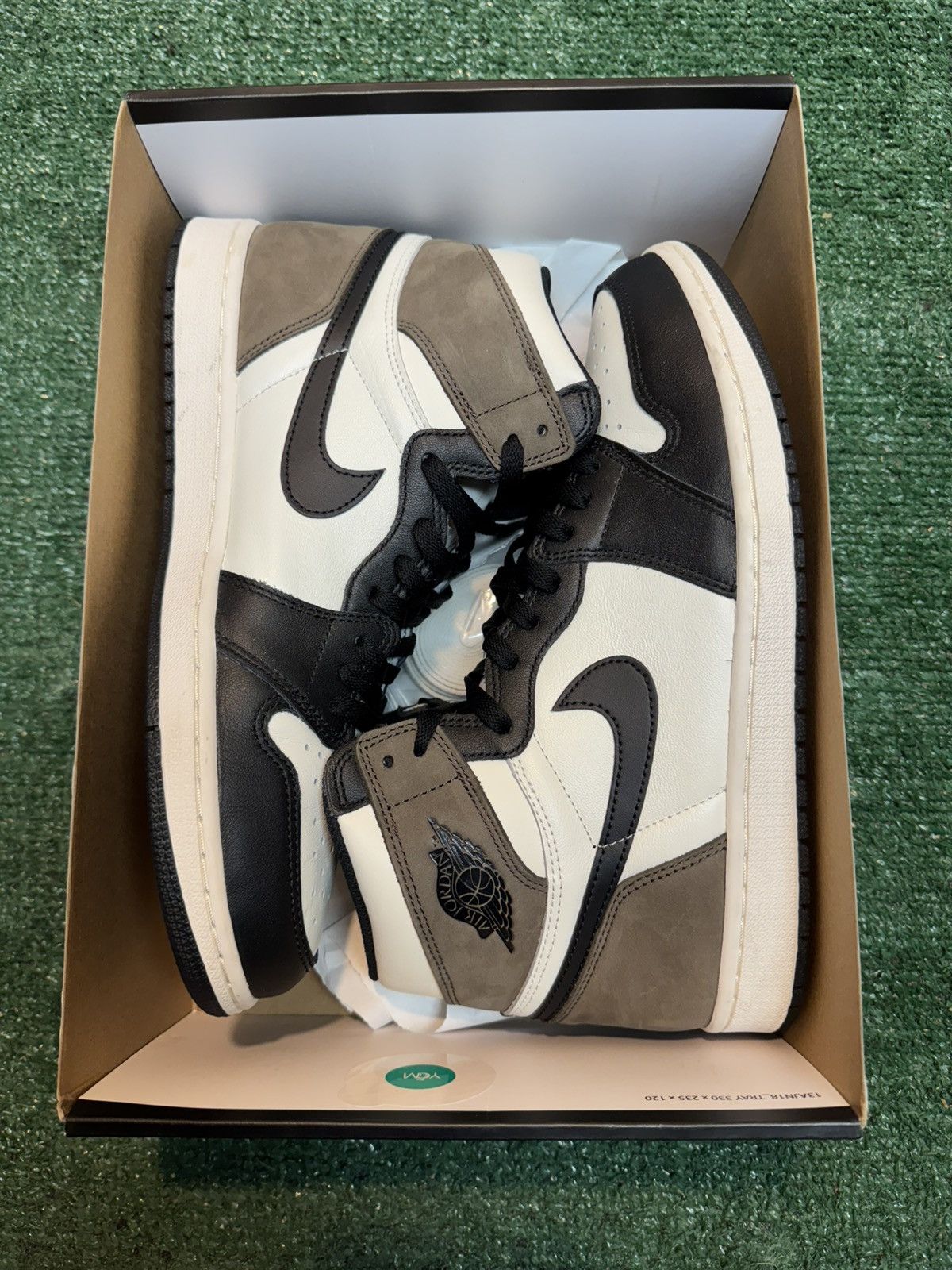 Jordan Brand Jordan Retro 1 Dark Mocha Size 11.5 Size US 11.5 / EU 44-45 - 11 Thumbnail