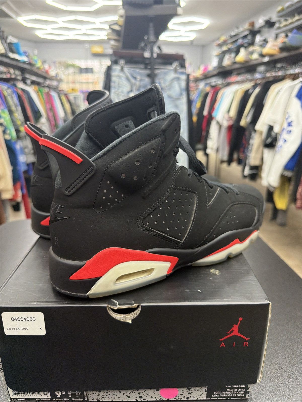 Jordan Brand Air Jordan 6 Retro Black Infrared 2019 Men's Size 9.5 OG All Size US 9.5 / EU 42-43 - 9 Thumbnail