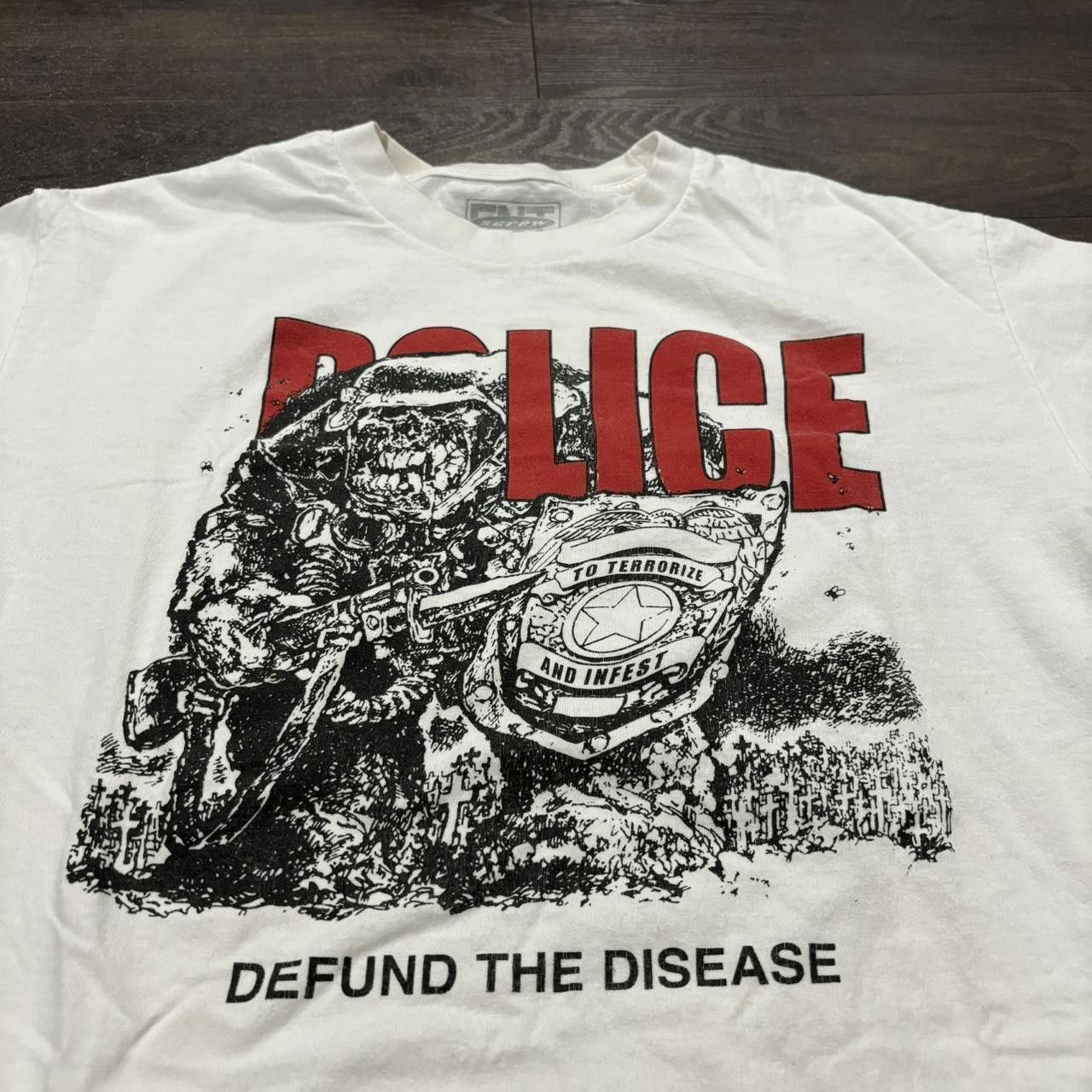 Designer police defund the disease T-shirt BLM L Size US L / EU 52-54 / 3 - 2 Thumbnail