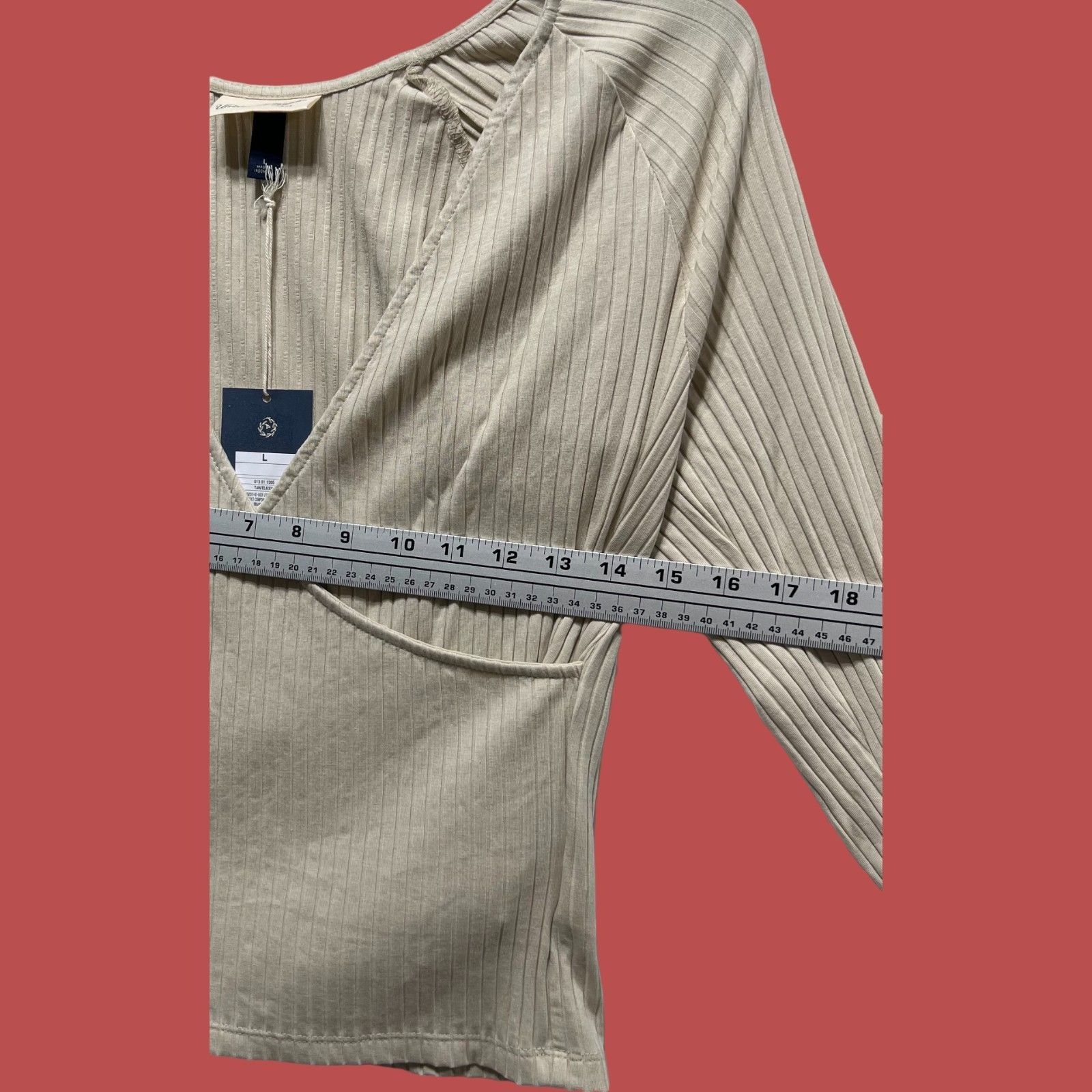 Other Universal Thread - Women's Slim Fit Long Sleeve V-Neck Wrap Size L / US 10 / IT 46 - 5 Thumbnail
