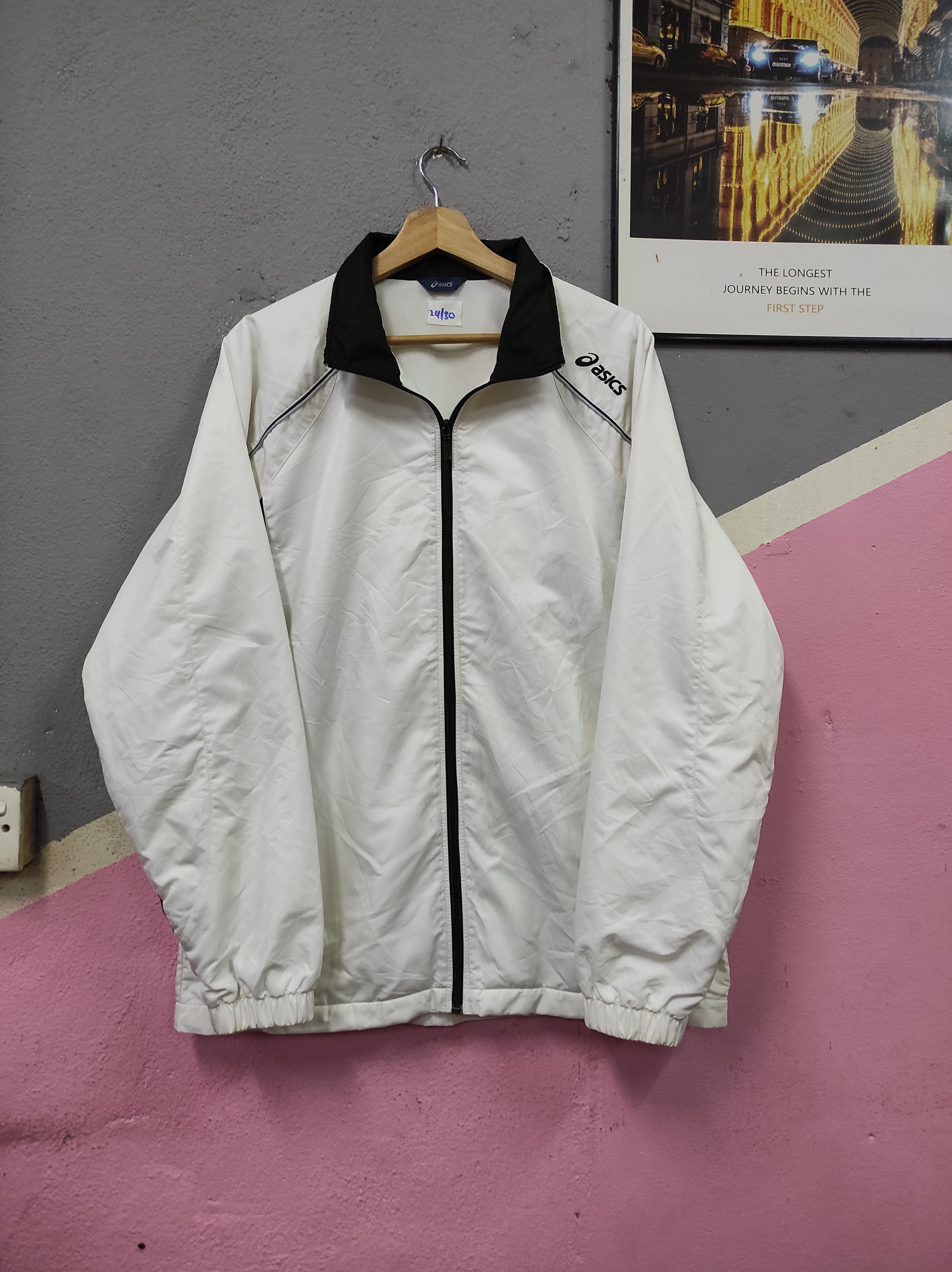 Asics × Japanese Brand × Vintage ASICS VINTAGE LIGHT JACKET SWEATER Size US L / EU 52-54 / 3 - 1 Thumbnail