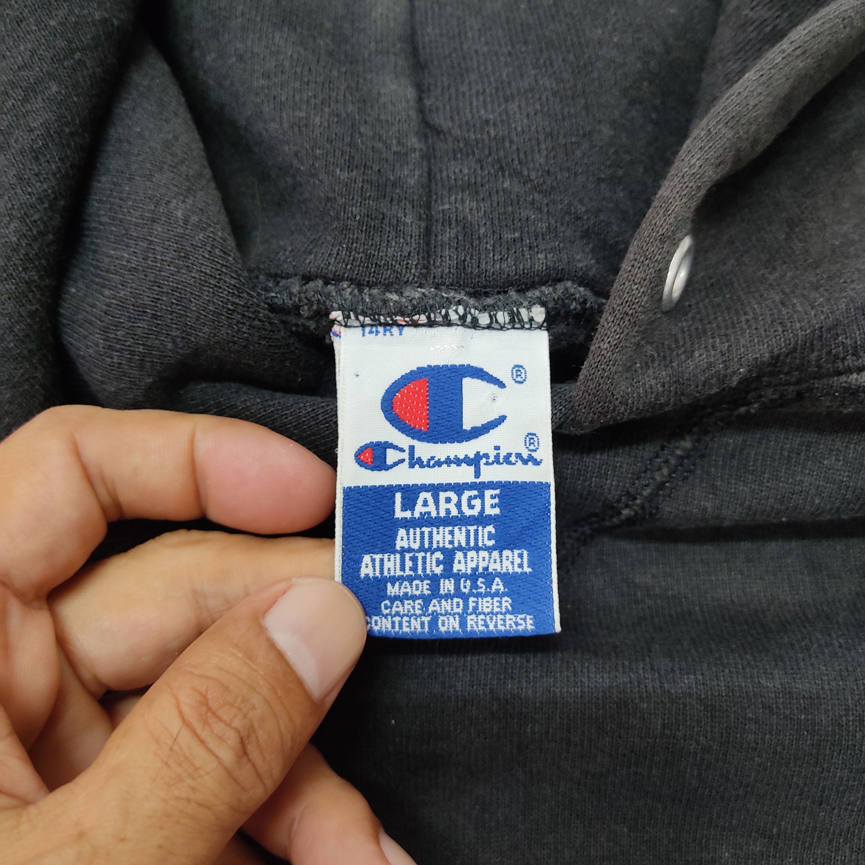 Champion Vintage 90s CHAMPION Script Logo Faded Pullover Hoodie Size US L / EU 52-54 / 3 - 8 Thumbnail
