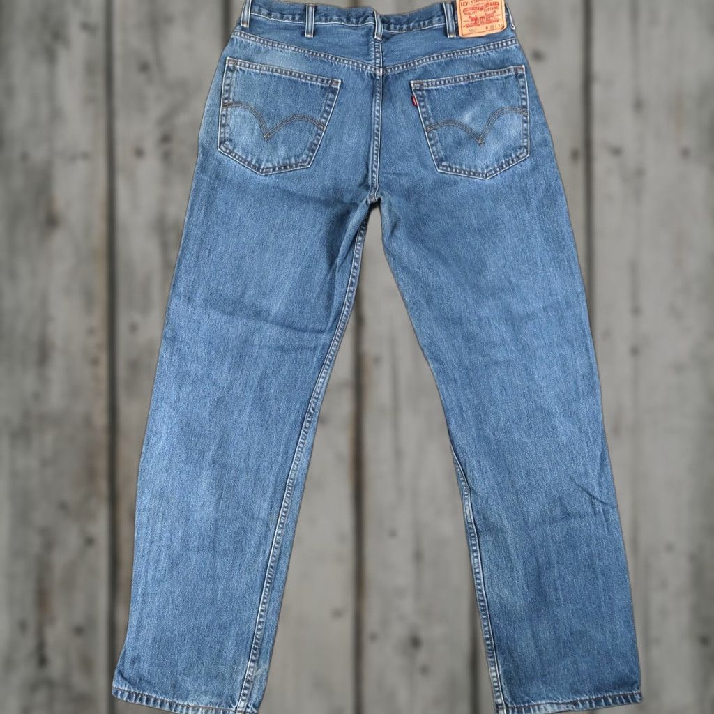 Levi's VINTAGE Levi's 550 Jeans Blue Denim 5-Pocket Relaxed Fit Mens Size 38x34 (36.5x32.5) Blue With Red Tab Size US 38 / EU 54 - 1 Thumbnail